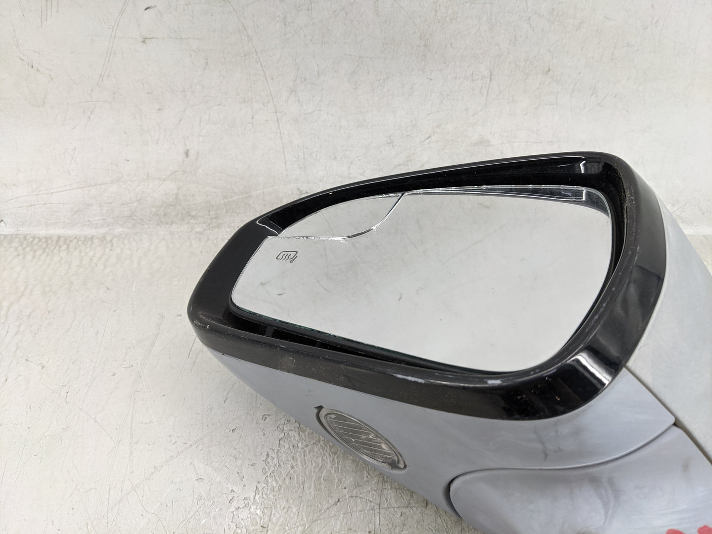 2013-2014 Ford Fusion Driver Side View Mirror - Left Door Mirror OEM Used - Oemusedautoparts1.com