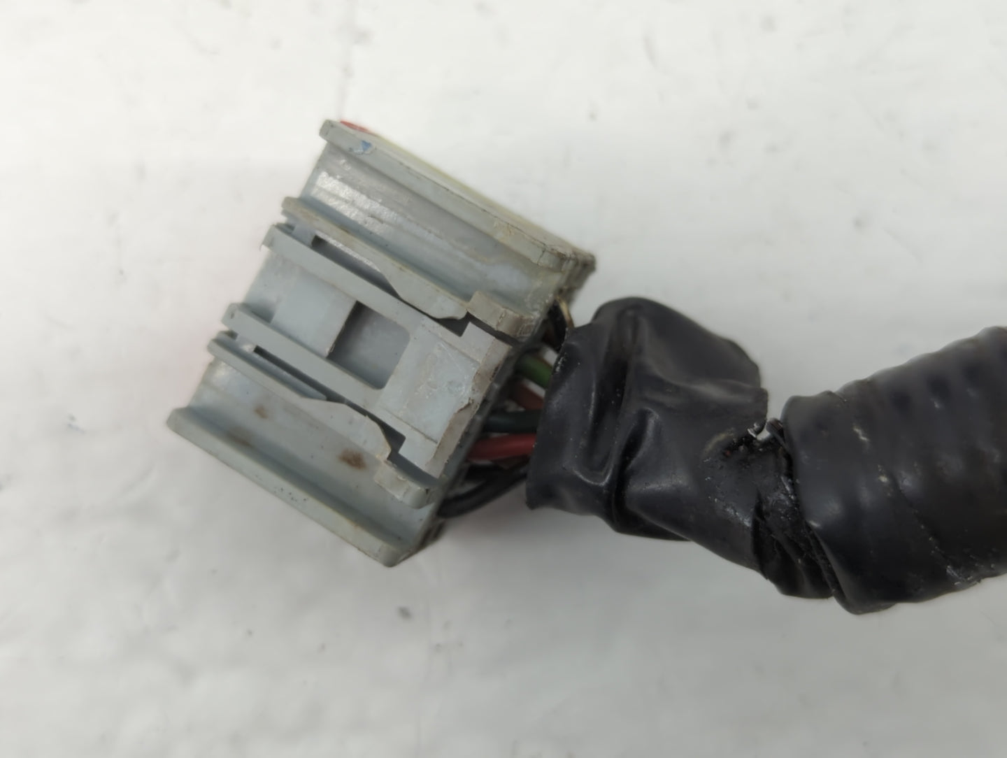 2013-2014 Ford Fusion Passenger Side View Mirror - Right Door Mirror OEM Used - Oemusedautoparts1.com