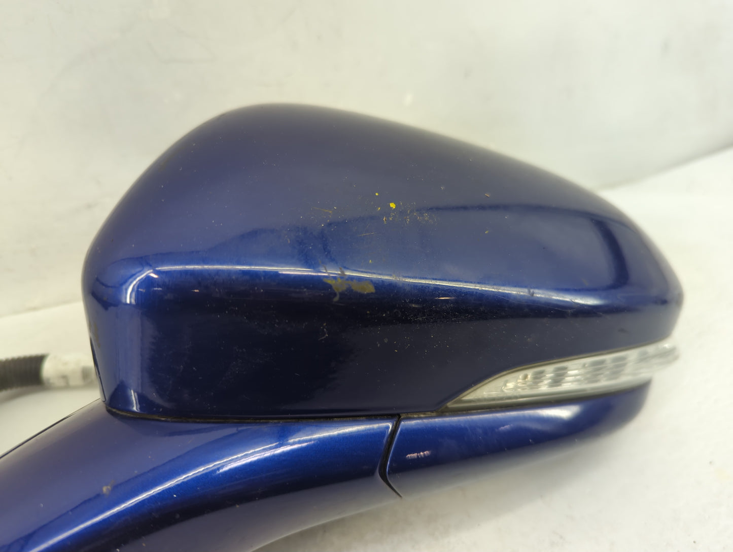 2013-2014 Ford Fusion Driver Side View Mirror - Left Door Mirror OEM Used - Oemusedautoparts1.com