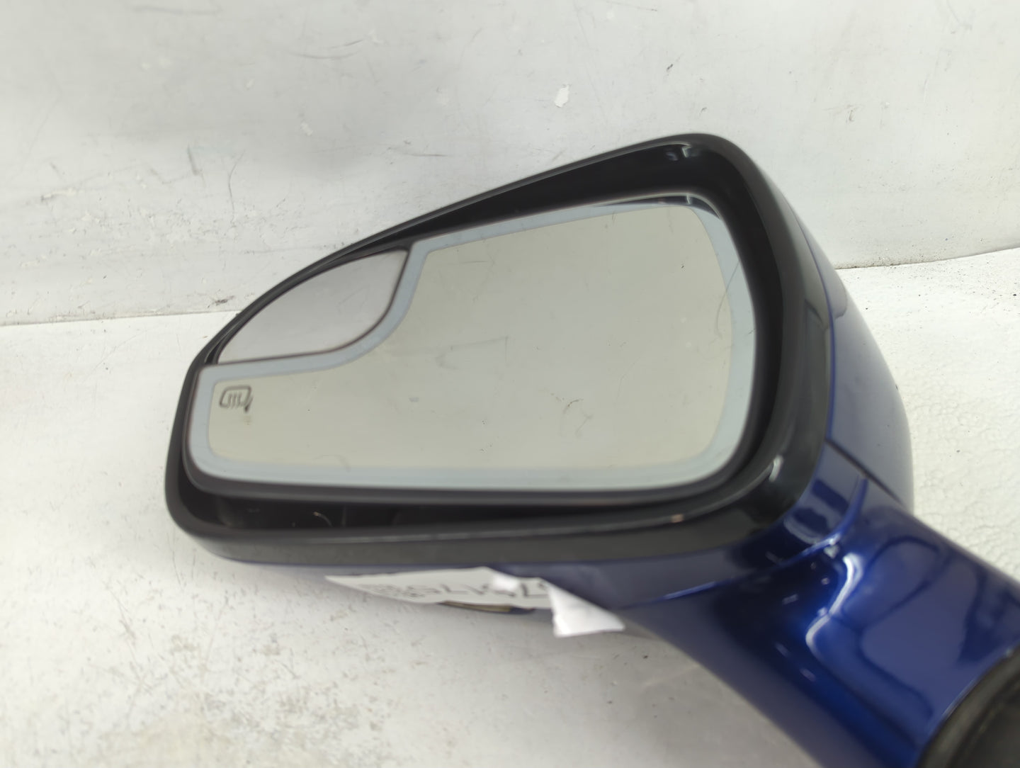 2013-2014 Ford Fusion Driver Side View Mirror - Left Door Mirror OEM Used - Oemusedautoparts1.com
