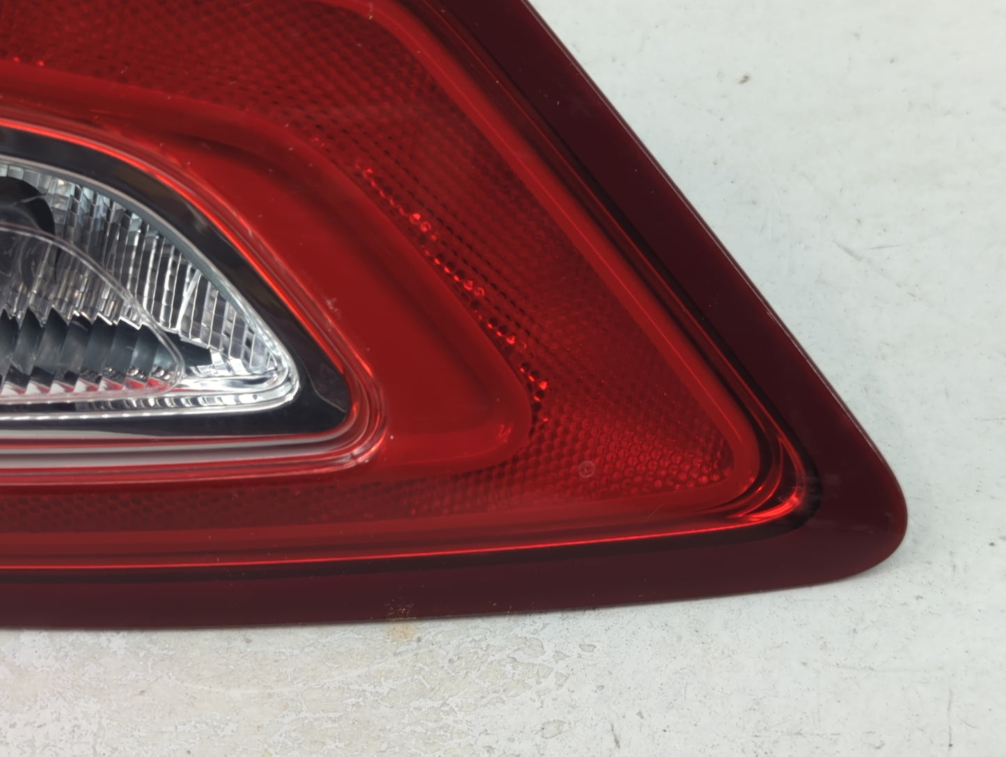 2013-2016 Ford Fusion Tail Light Assembly Passenger Right OEM P/N:DS73-13A602-BE Fits Fits 2013 2014 2015 2016 OEM Used Auto