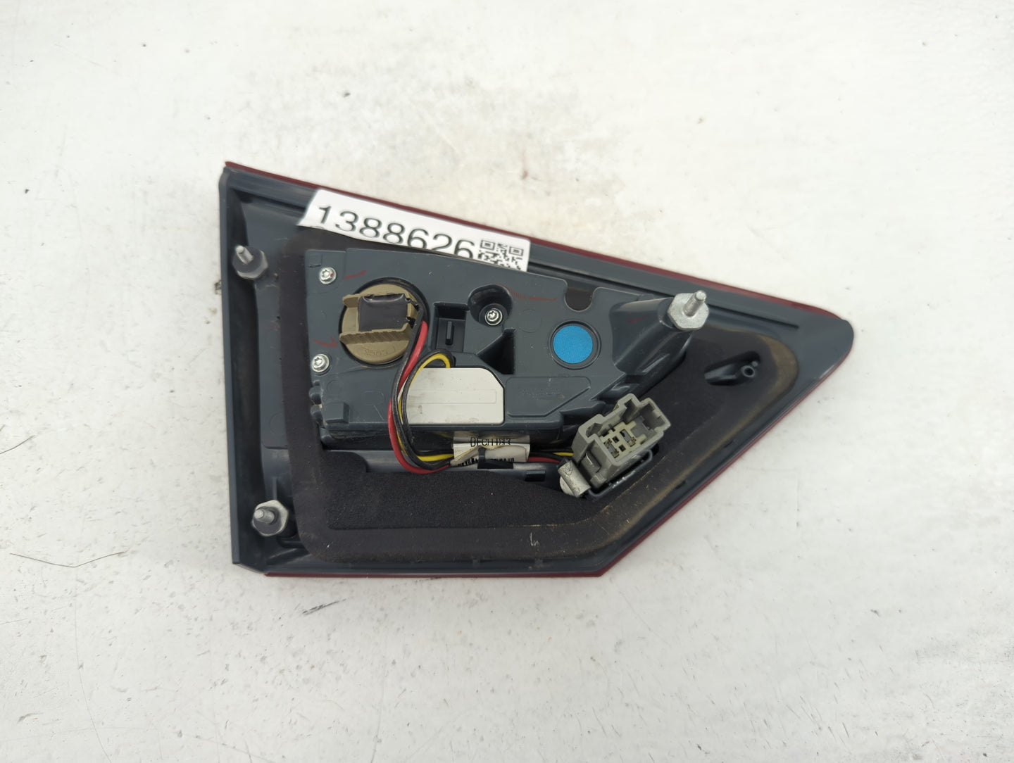 2013-2016 Ford Fusion Tail Light Assembly Passenger Right OEM P/N:DS73-13A602-BE Fits Fits 2013 2014 2015 2016 OEM Used Auto