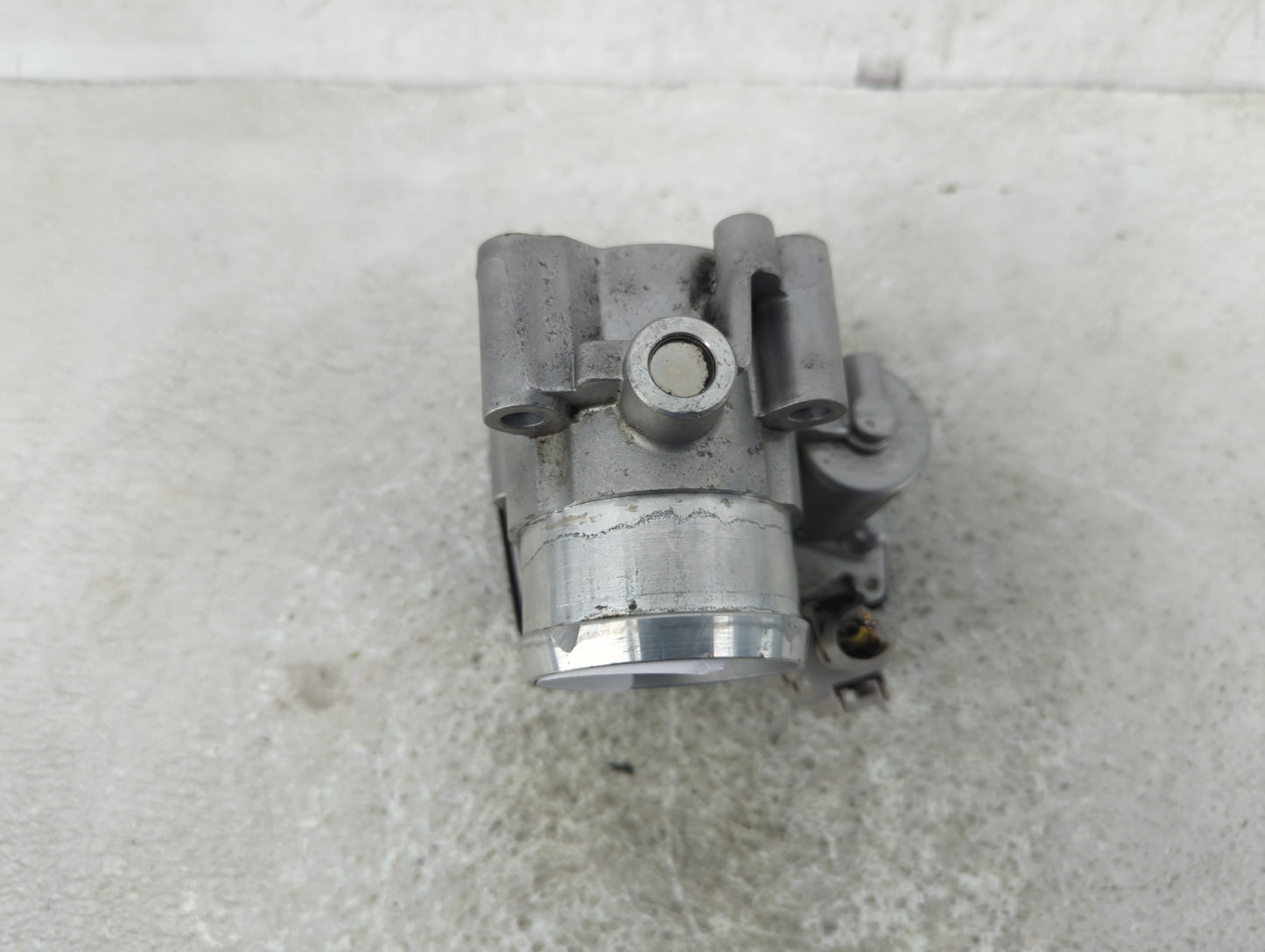 2014-2020 Ford Fusion Throttle Body Fits Fits 2014 2015 2016 2017 2018 2019 2020 OEM Used Auto Parts - Oemusedautoparts1.com