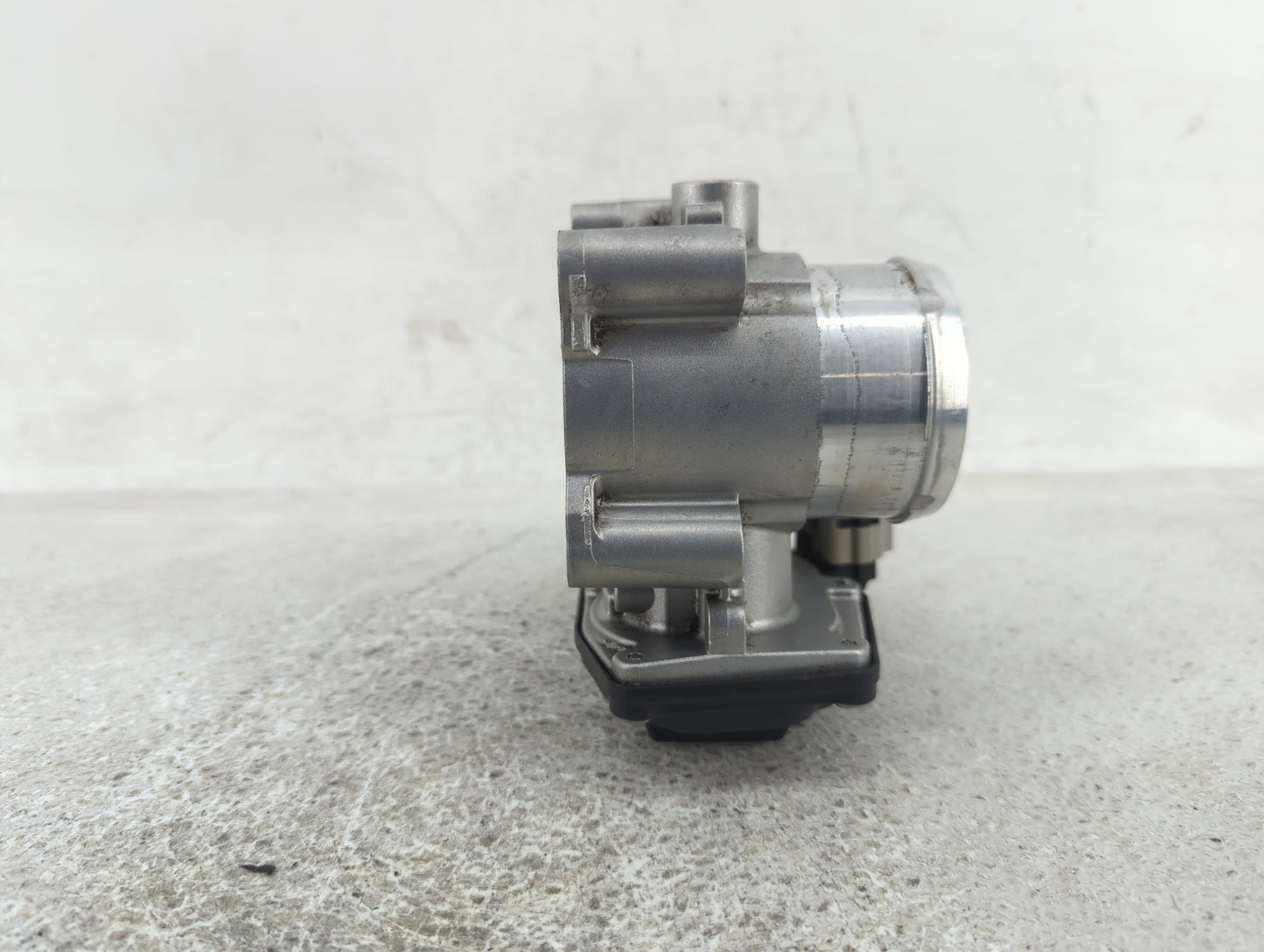 2014-2020 Ford Fusion Throttle Body Fits Fits 2014 2015 2016 2017 2018 2019 2020 OEM Used Auto Parts - Oemusedautoparts1.com