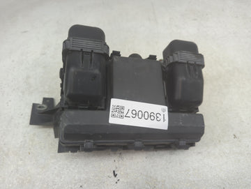 2013-2014 Ford Fusion Fusebox Fuse Box Panel Relay Module P/N:DG9T14A075AA Fits Fits 2013 2014 OEM Used Auto Parts - Oemused