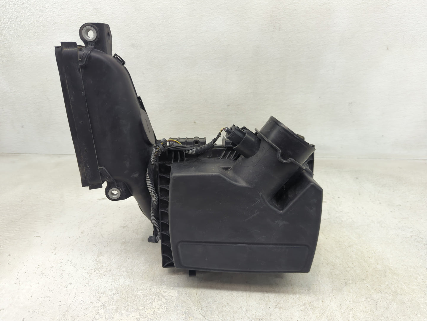 2013-2014 Ford Fusion Air Cleaner Intake-duct Hose Tube - Oemusedautoparts1.com