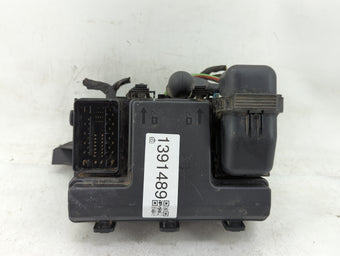 compare product 2013-2014 Ford Fusion Fusebox Fuse Box Panel Relay Module P/N:DG9T14A075AA Fits Fits 2013 2014 OEM Used Auto Parts