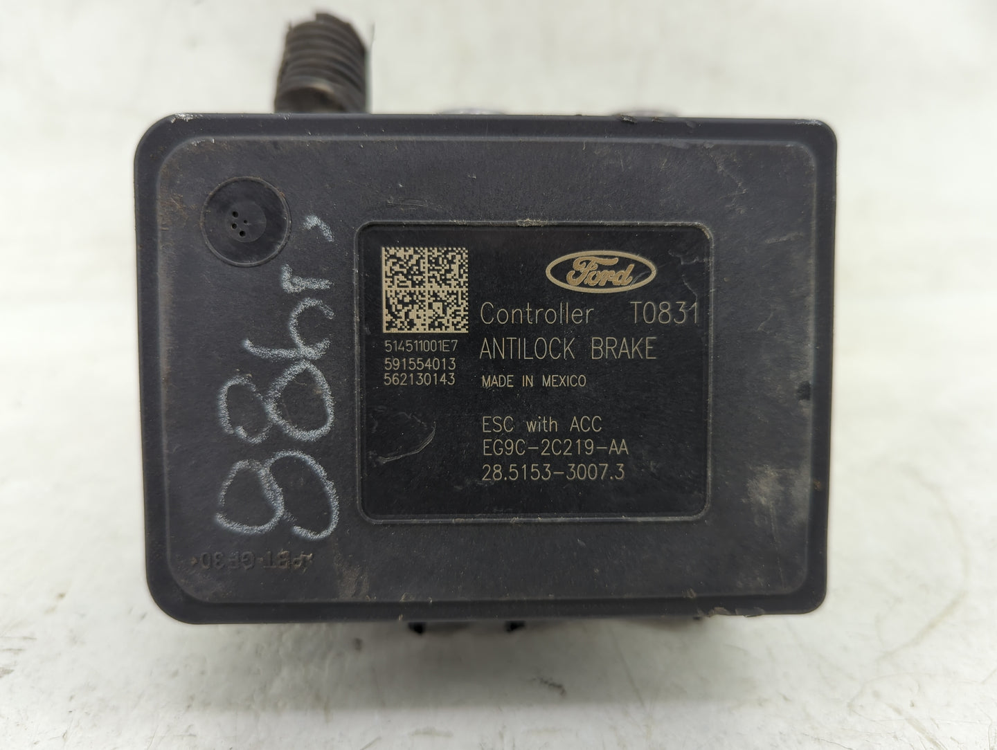 2014-2016 Ford Fusion ABS Pump Control Module Replacement P/N:EG9C-2C219-AA DG9C-2C405-DF Fits Fits 2014 2015 2016 OEM Used 