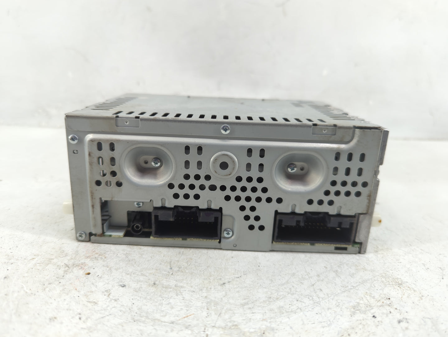 2013-2015 Ford Fusion Radio AM FM Cd Player Receiver Replacement P/N:CQ-JJ22E0UMC Fits Fits 2013 2014 2015 OEM Used Auto Par