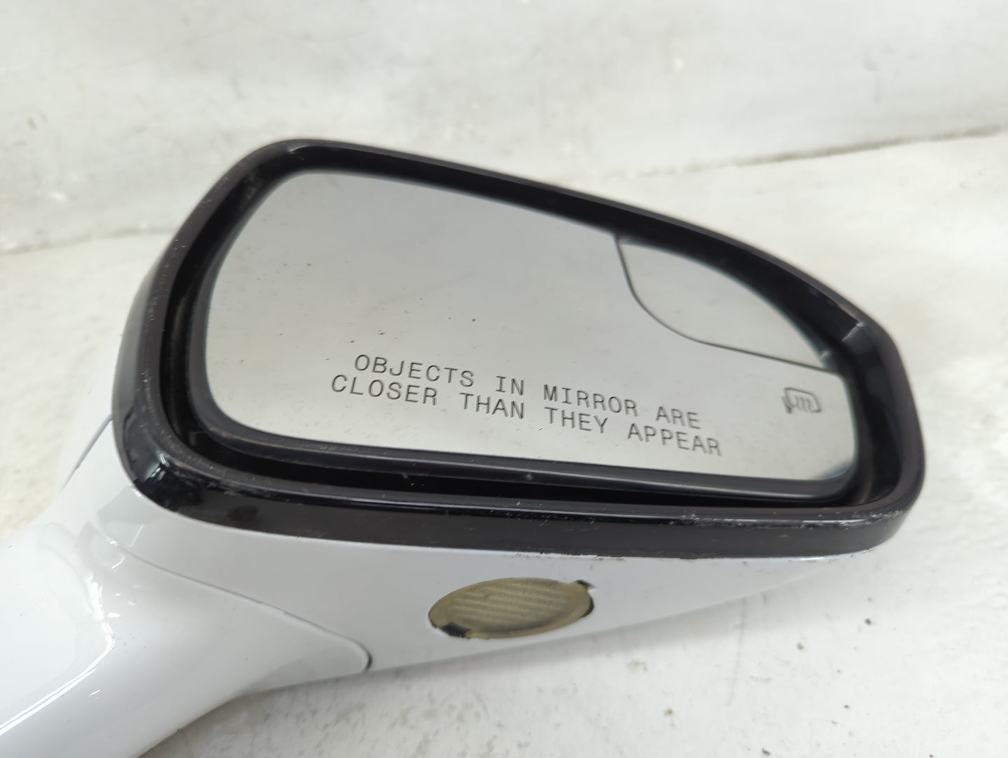 2013-2014 Ford Fusion Passenger Side View Mirror - Right Door Mirror OEM Used - Oemusedautoparts1.com