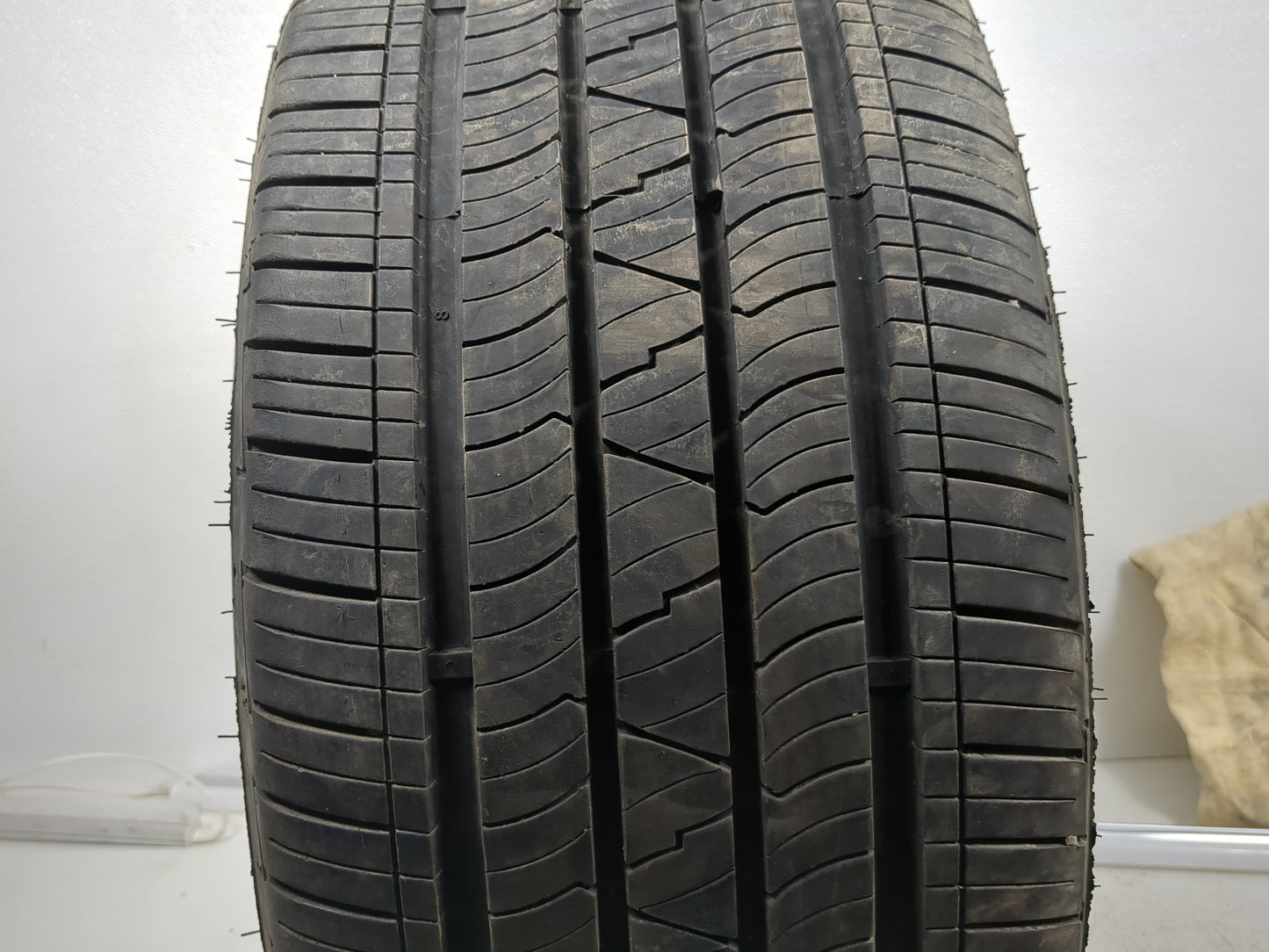 Used Tire 245/45R18 MASTERCRAFT COURSER QUEST 100V - Tread Depth 8/32 - Oemusedautoparts1.com