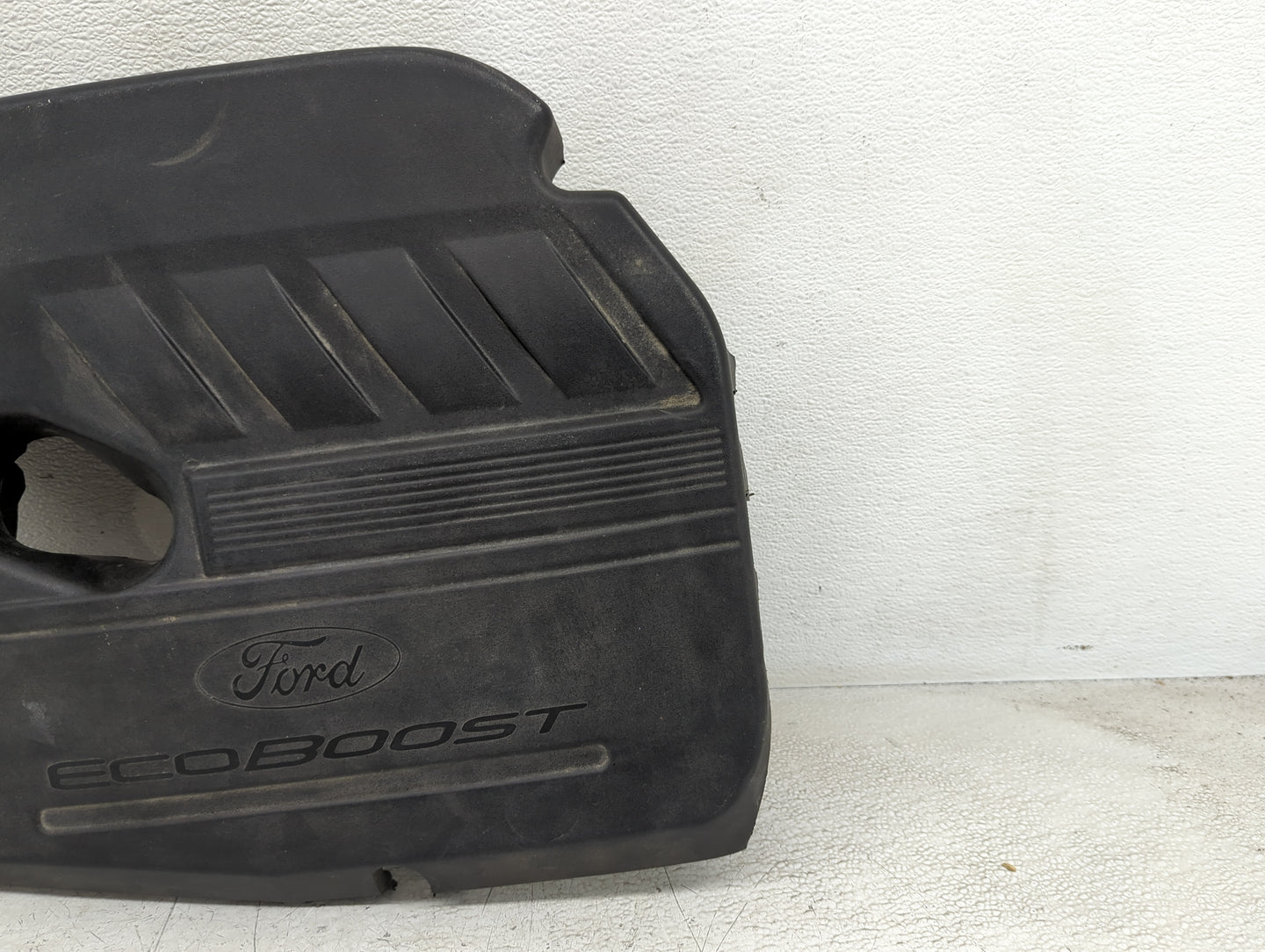 2014 Ford Fusion Engine Cover 1409577 - Oemusedautoparts1.com