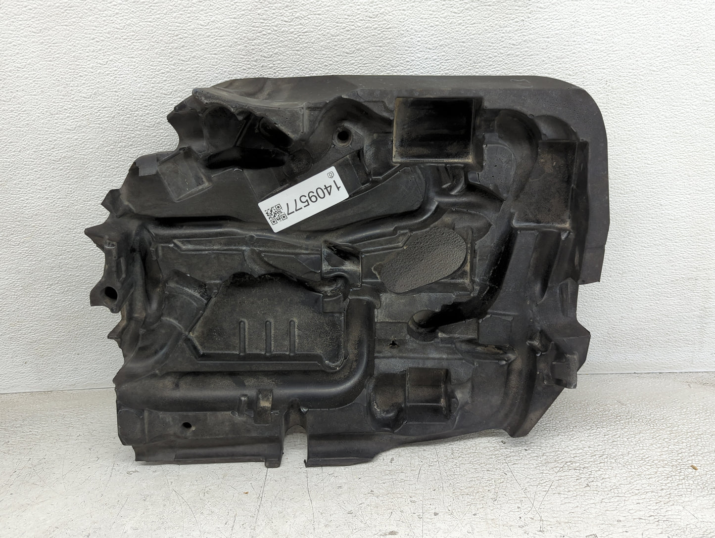 2014 Ford Fusion Engine Cover 1409577 - Oemusedautoparts1.com
