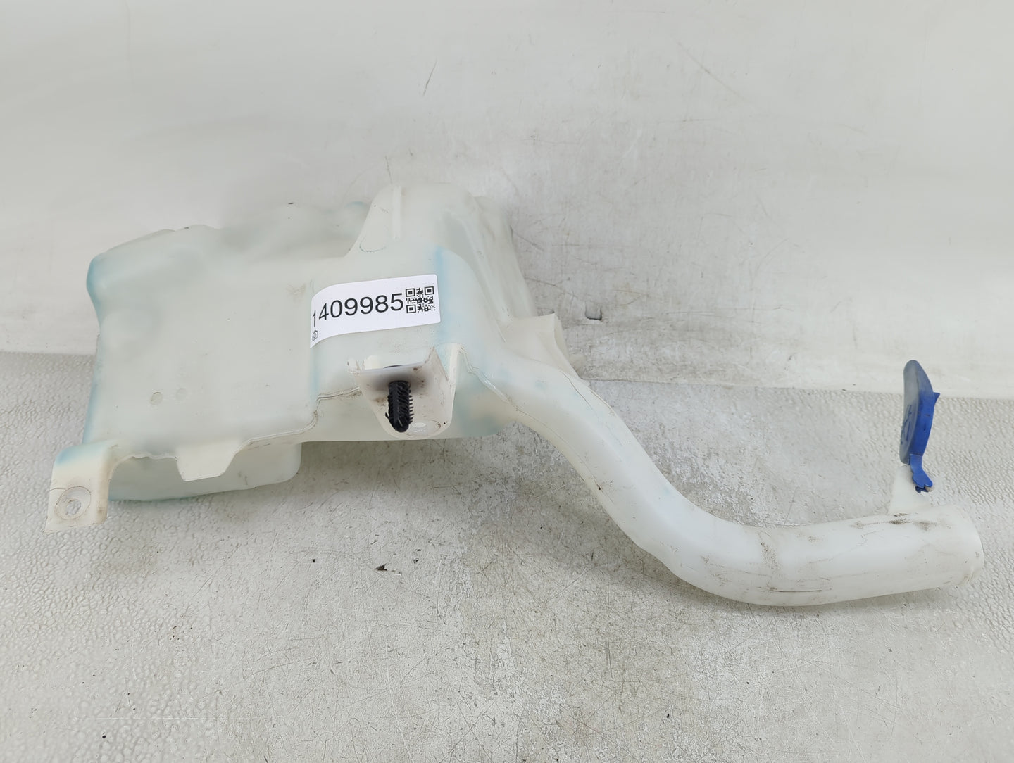 2013-2014 Ford Fusion Windshield Washer Fluid Reservoir Bottle Oem - Oemusedautoparts1.com