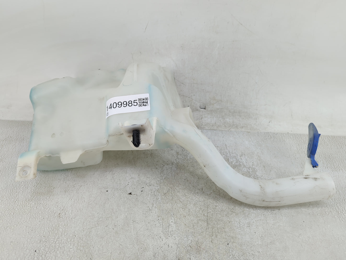 2013-2014 Ford Fusion Windshield Washer Fluid Reservoir Bottle Oem - Oemusedautoparts1.com