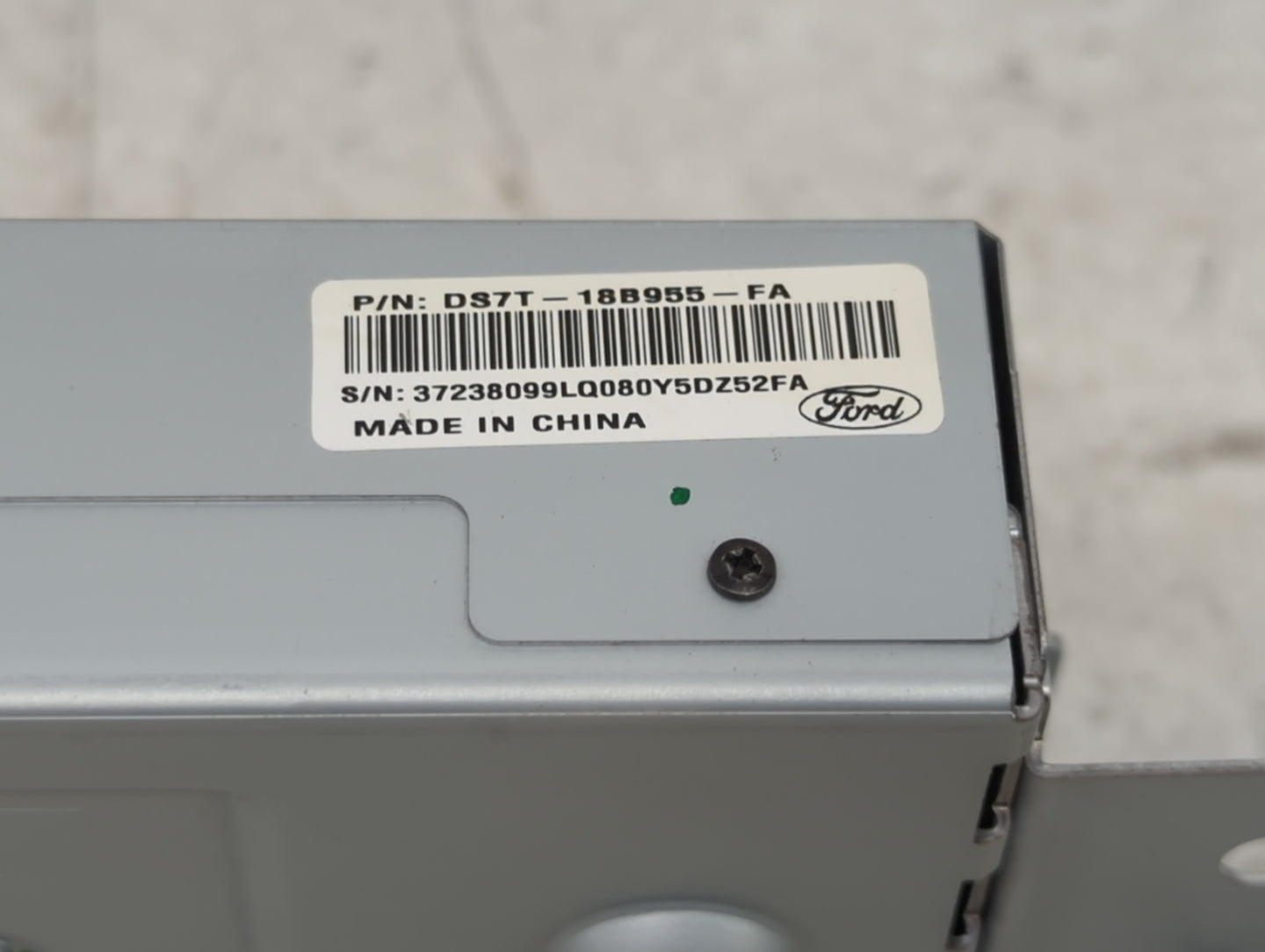 2013-2016 Ford Fusion Information Display Screen - Oemusedautoparts1.com