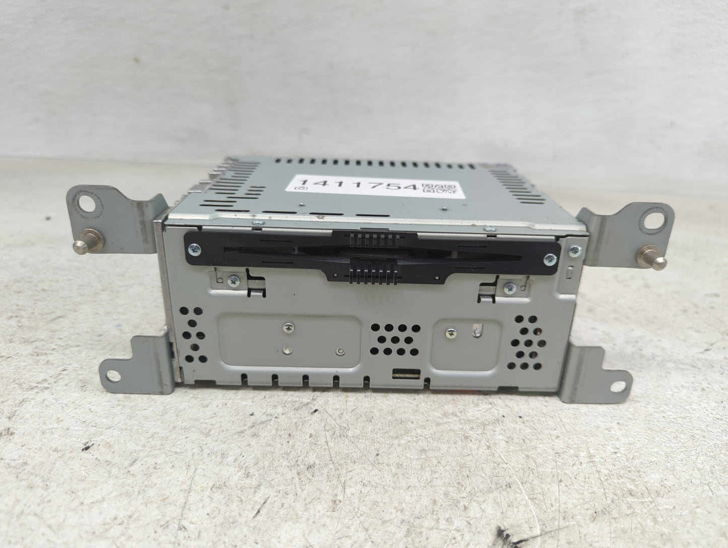 2013-2015 Ford Fusion Radio AM FM Cd Player Receiver Replacement P/N:DS7T-19C107-CL Fits Fits 2013 2014 2015 OEM Used Auto P