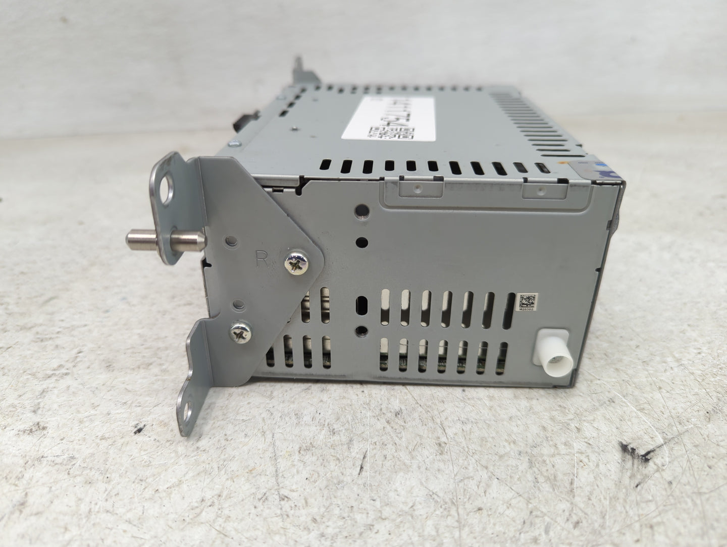2013-2015 Ford Fusion Radio AM FM Cd Player Receiver Replacement P/N:DS7T-19C107-CL Fits Fits 2013 2014 2015 OEM Used Auto P