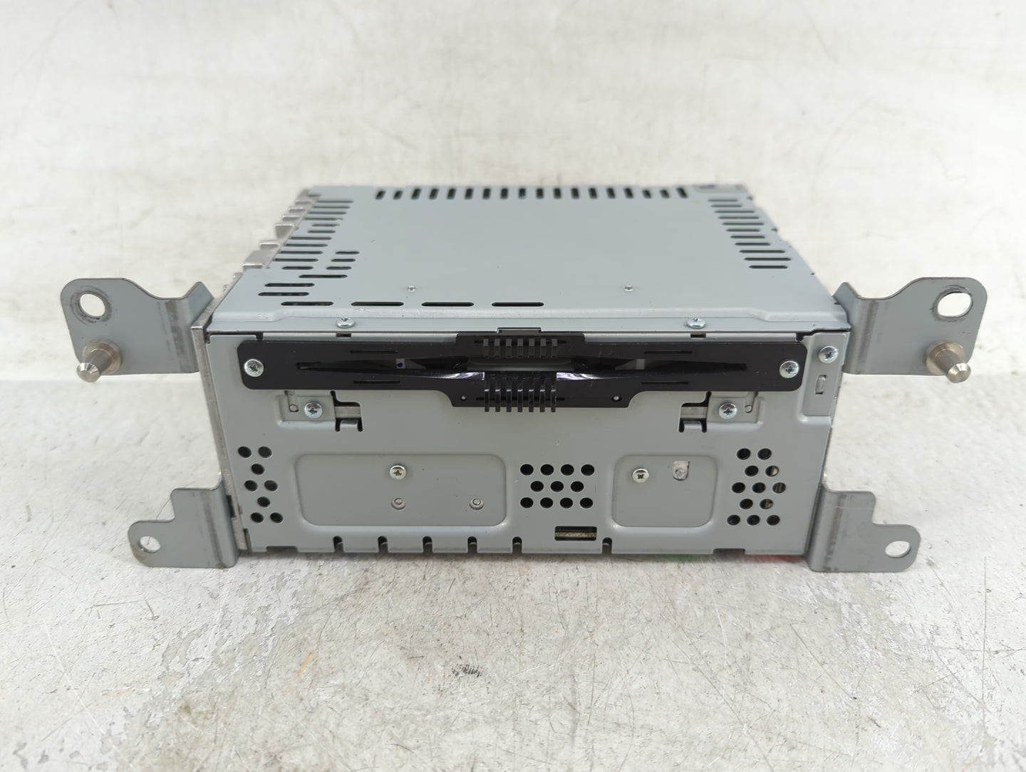 2013-2015 Ford Fusion Radio AM FM Cd Player Receiver Replacement P/N:DS7T-19C107-CL Fits Fits 2013 2014 2015 OEM Used Auto P