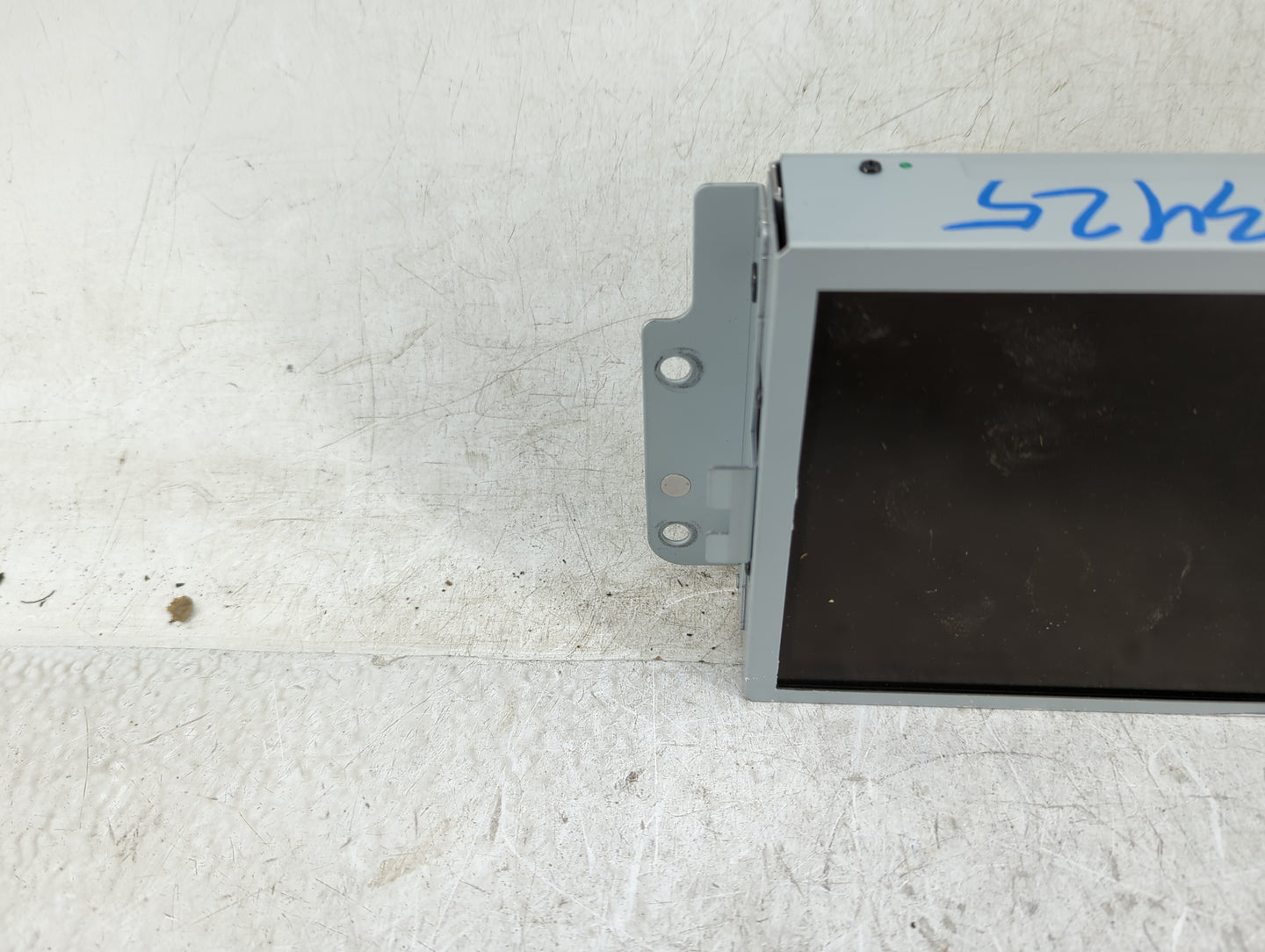 2013-2016 Ford Fusion Information Display Screen - Oemusedautoparts1.com