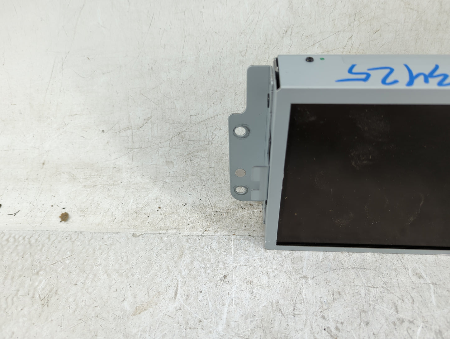2013-2016 Ford Fusion Information Display Screen - Oemusedautoparts1.com