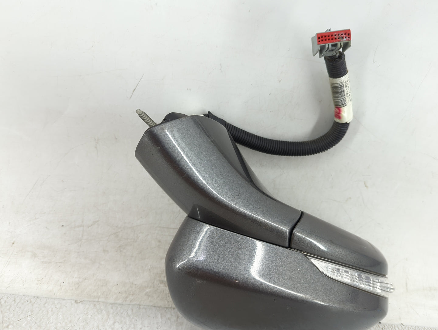 2013-2014 Ford Fusion Driver Side View Mirror - Left Door Mirror OEM Used - Oemusedautoparts1.com