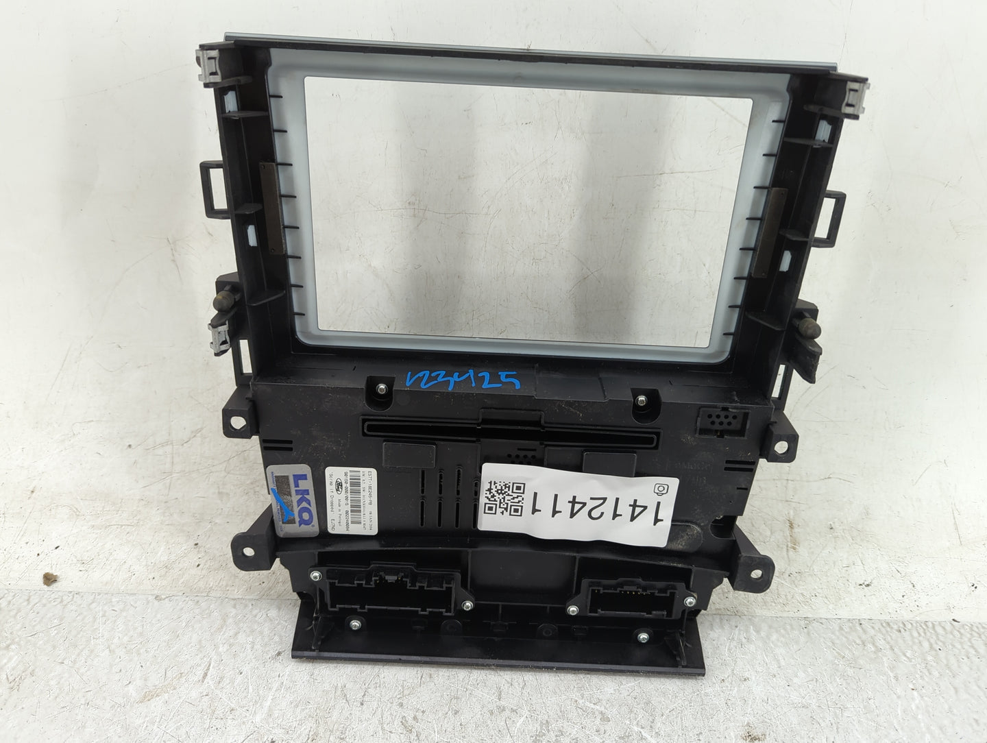 2014-2015 Ford Fusion Radio Control Panel - Oemusedautoparts1.com