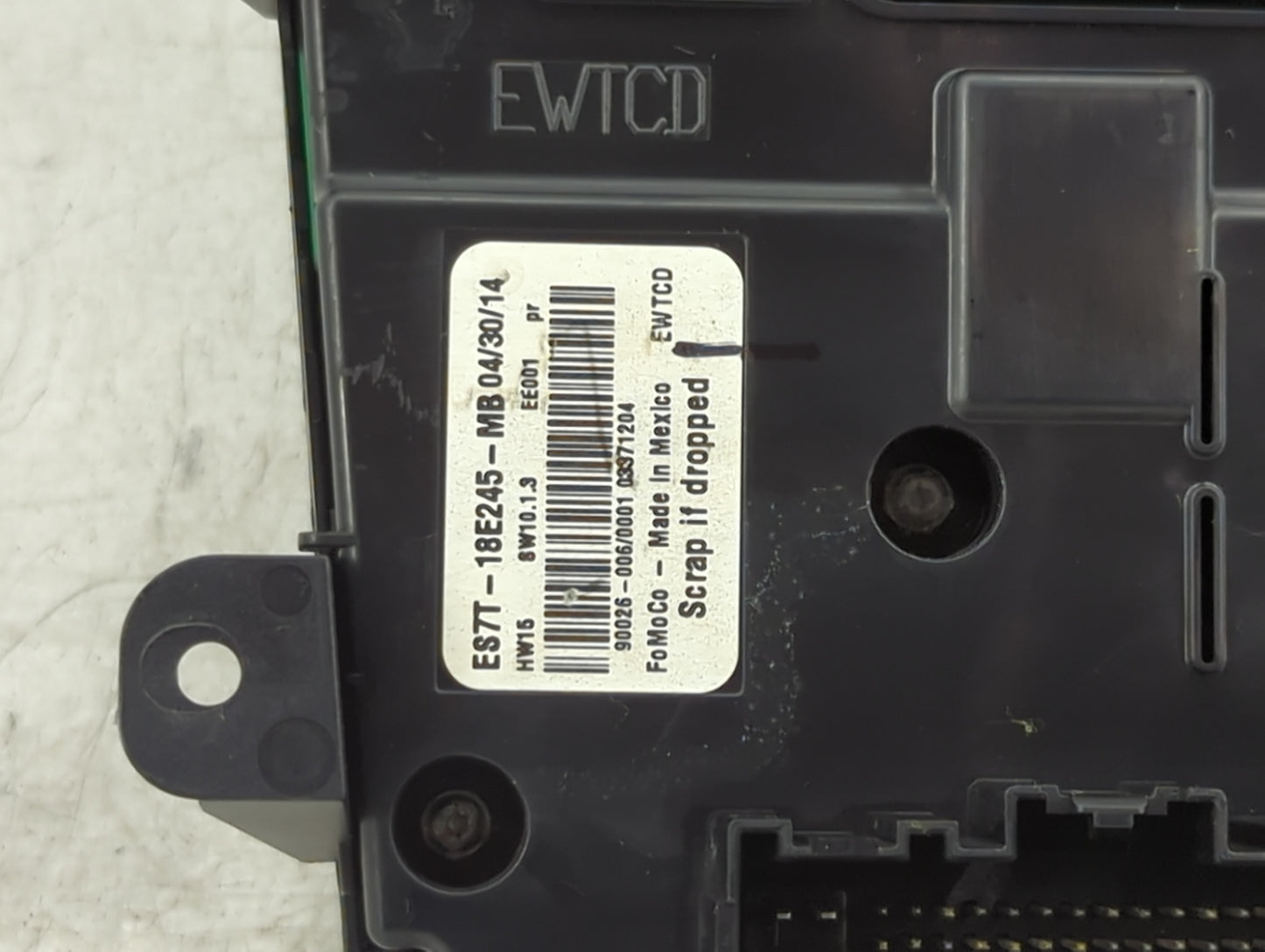 2014-2015 Ford Fusion Radio Control Panel - Oemusedautoparts1.com