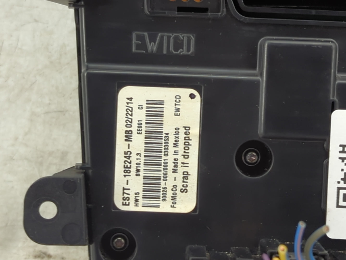 2014-2015 Ford Fusion Radio AM FM Cd Player Receiver Replacement P/N:ES7T-18E245-MB Fits Fits 2014 2015 OEM Used Auto Parts 
