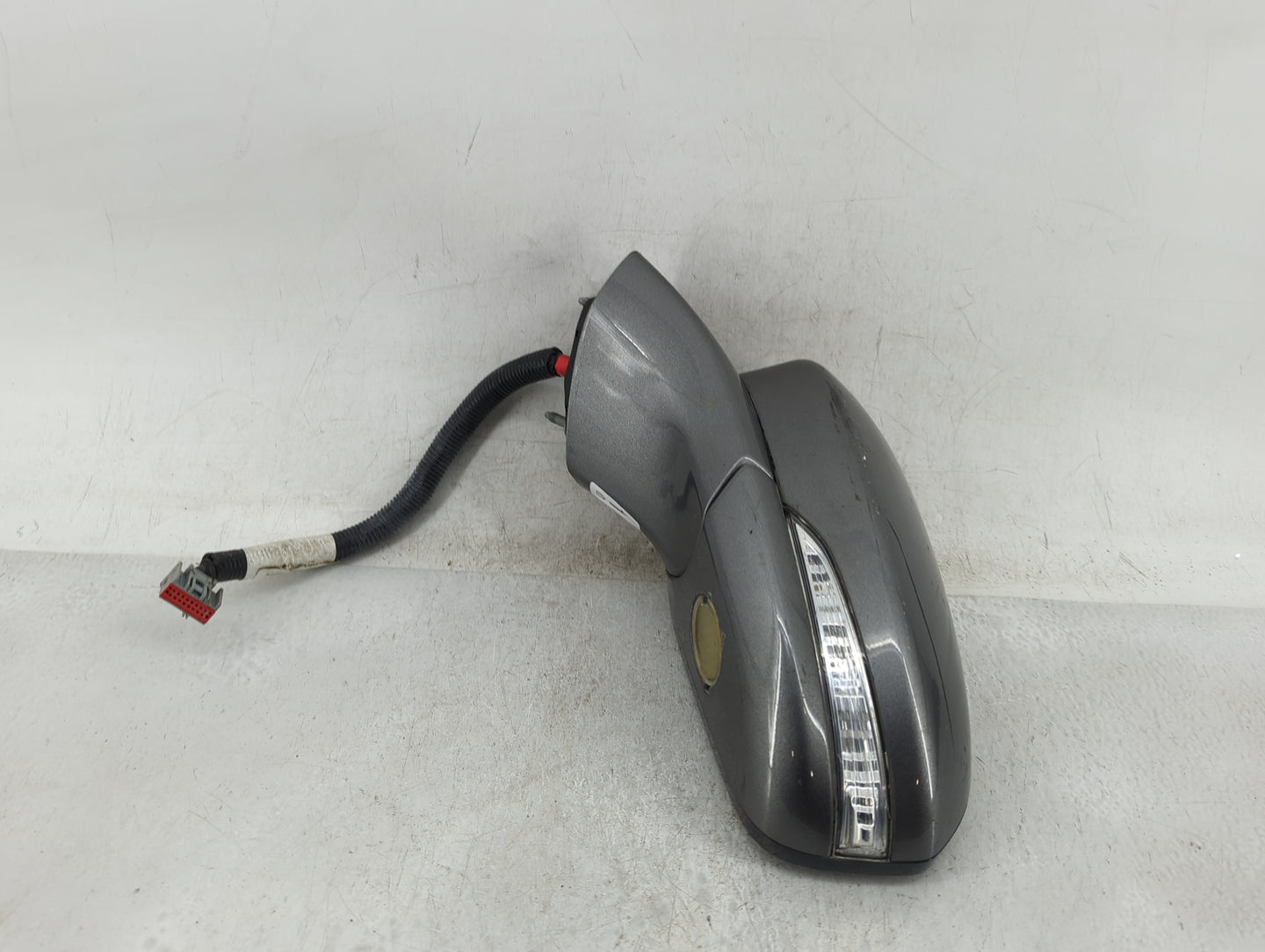 2013-2014 Ford Fusion Driver Side View Mirror - Left Door Mirror OEM Used - Oemusedautoparts1.com