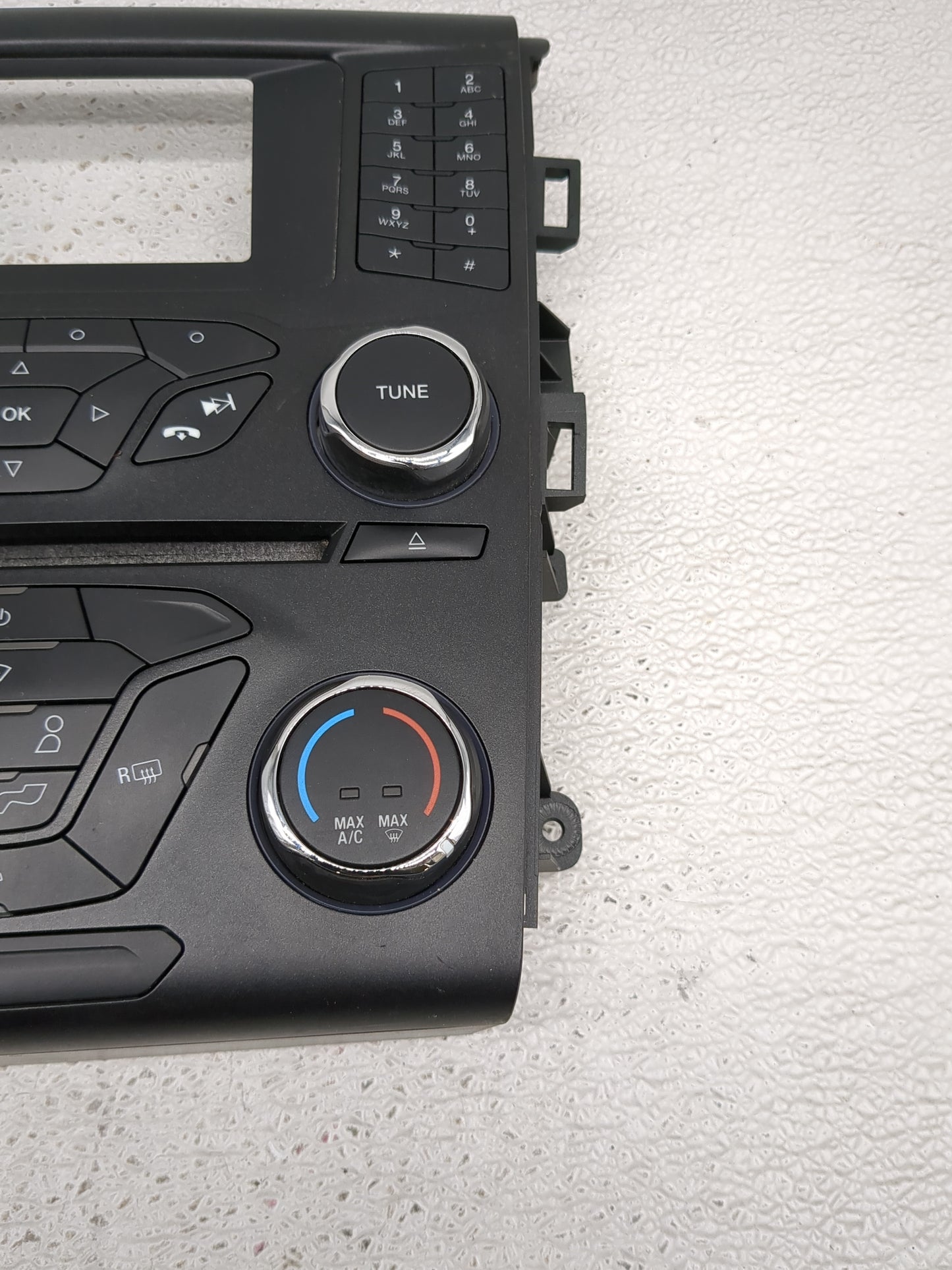 2014-2015 Ford Fusion Radio Control Panel - Oemusedautoparts1.com