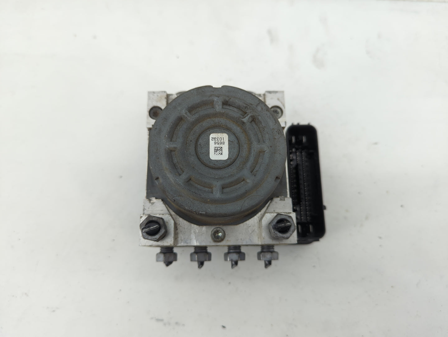 2014-2016 Ford Fusion ABS Pump Control Module Replacement P/N:DG9C-2C405-DF Fits Fits 2014 2015 2016 OEM Used Auto Parts - O