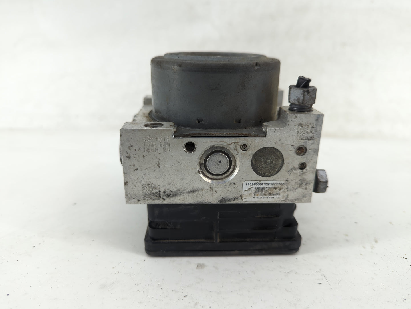 2014-2016 Ford Fusion ABS Pump Control Module Replacement P/N:DG9C-2C405-DF Fits Fits 2014 2015 2016 OEM Used Auto Parts - O