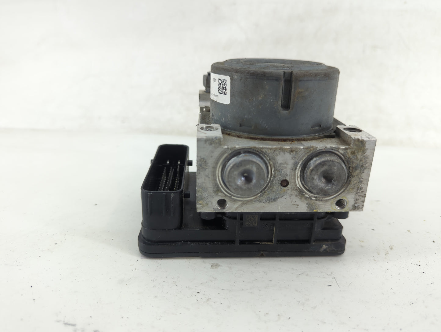 2014-2016 Ford Fusion ABS Pump Control Module Replacement P/N:DG9C-2C405-DF Fits Fits 2014 2015 2016 OEM Used Auto Parts - O