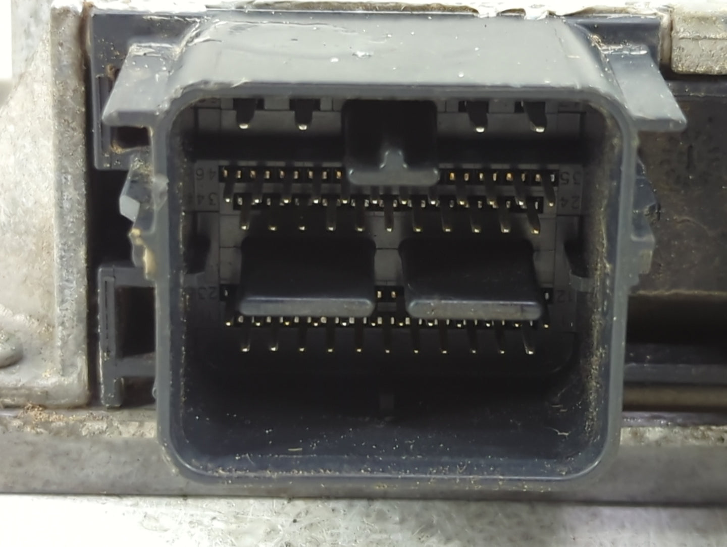 2014-2016 Ford Fusion PCM Engine Control Computer ECU ECM PCU OEM P/N:ES7A-12A650-JF DG9A-12B684-YA Fits Fits 2014 2015 2016