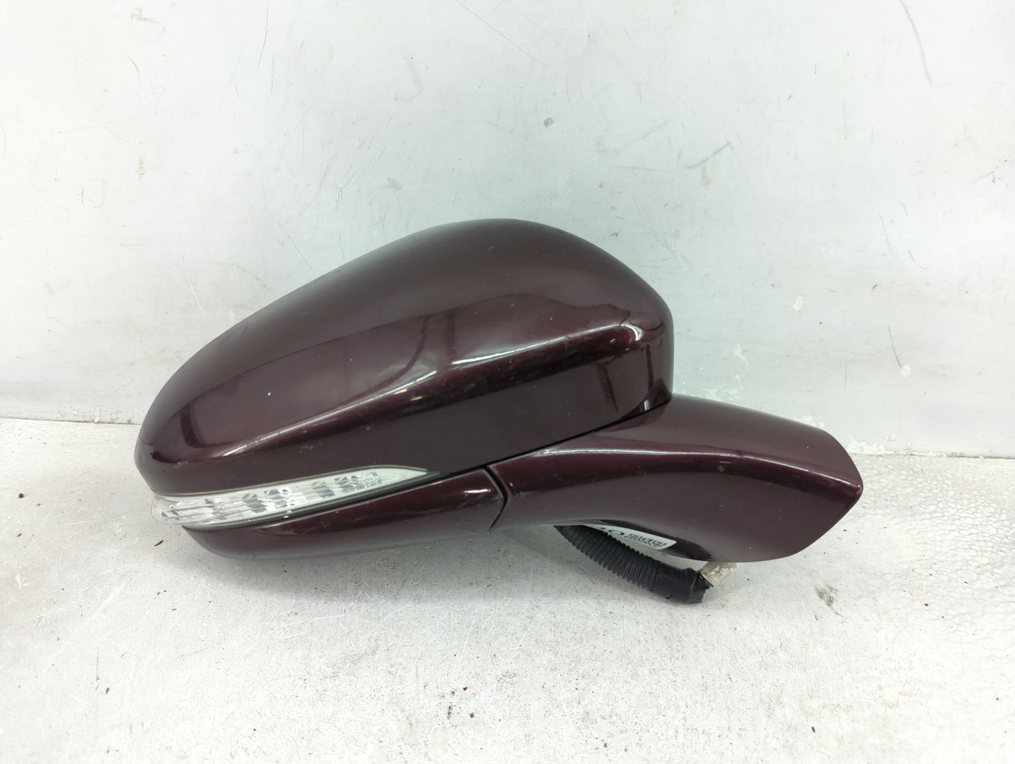 2013-2014 Ford Fusion Passenger Side View Mirror - Right Door Mirror OEM Used - Oemusedautoparts1.com