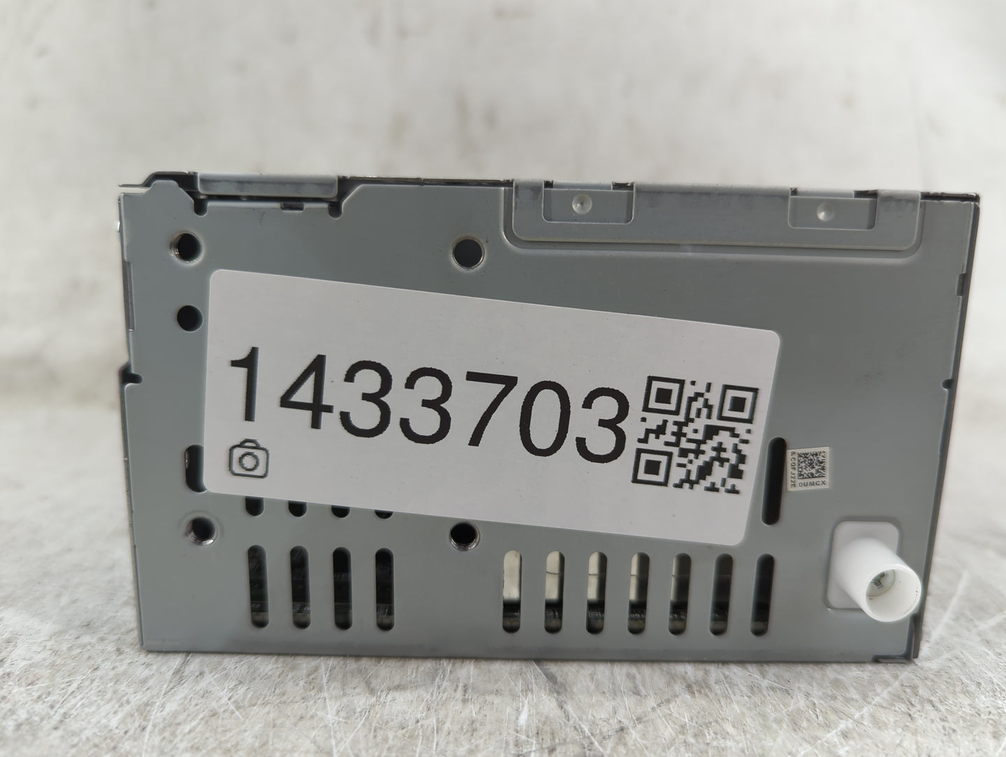 2013-2015 Ford Fusion Radio AM FM Cd Player Receiver Replacement P/N:CQ-FJ22E0UMC DS7T-19C107-BM Fits Fits 2013 2014 2015 OE