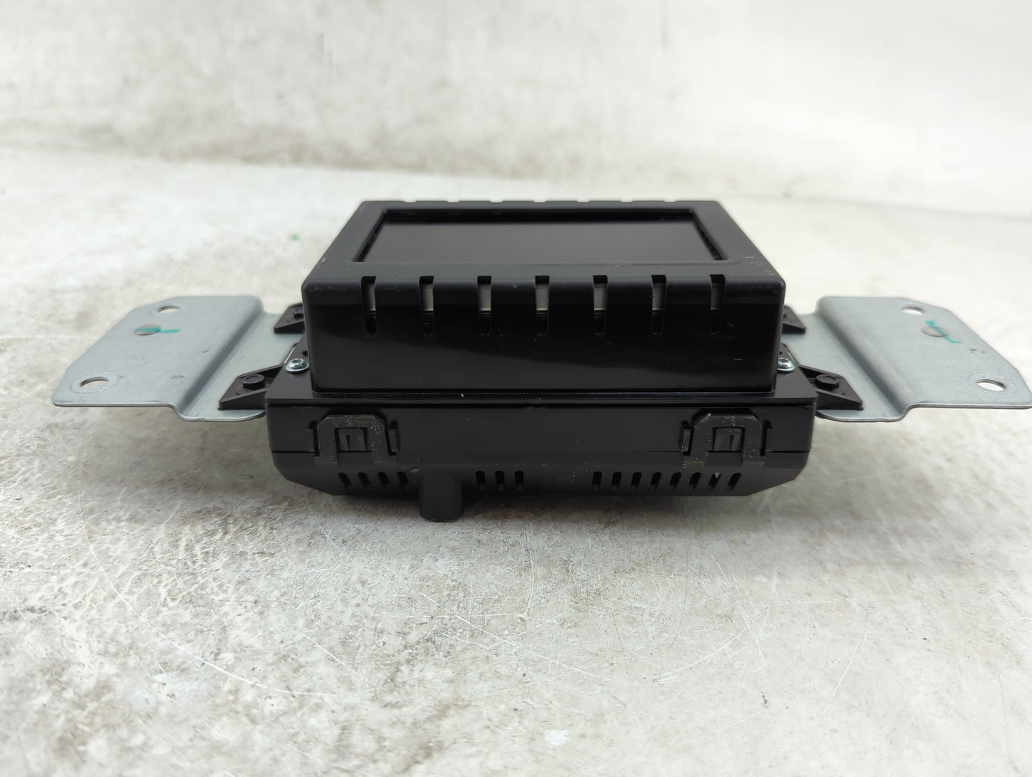 2013-2016 Ford Fusion Information Display Screen 1434063 - Oemusedautoparts1.com