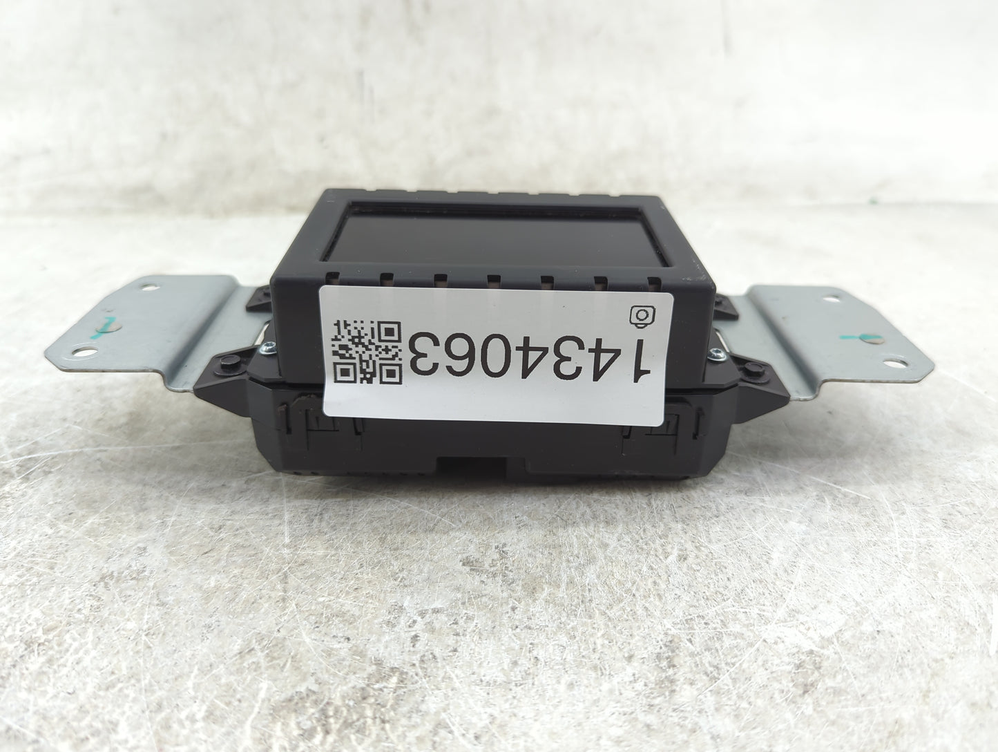2013-2016 Ford Fusion Information Display Screen 1434063 - Oemusedautoparts1.com