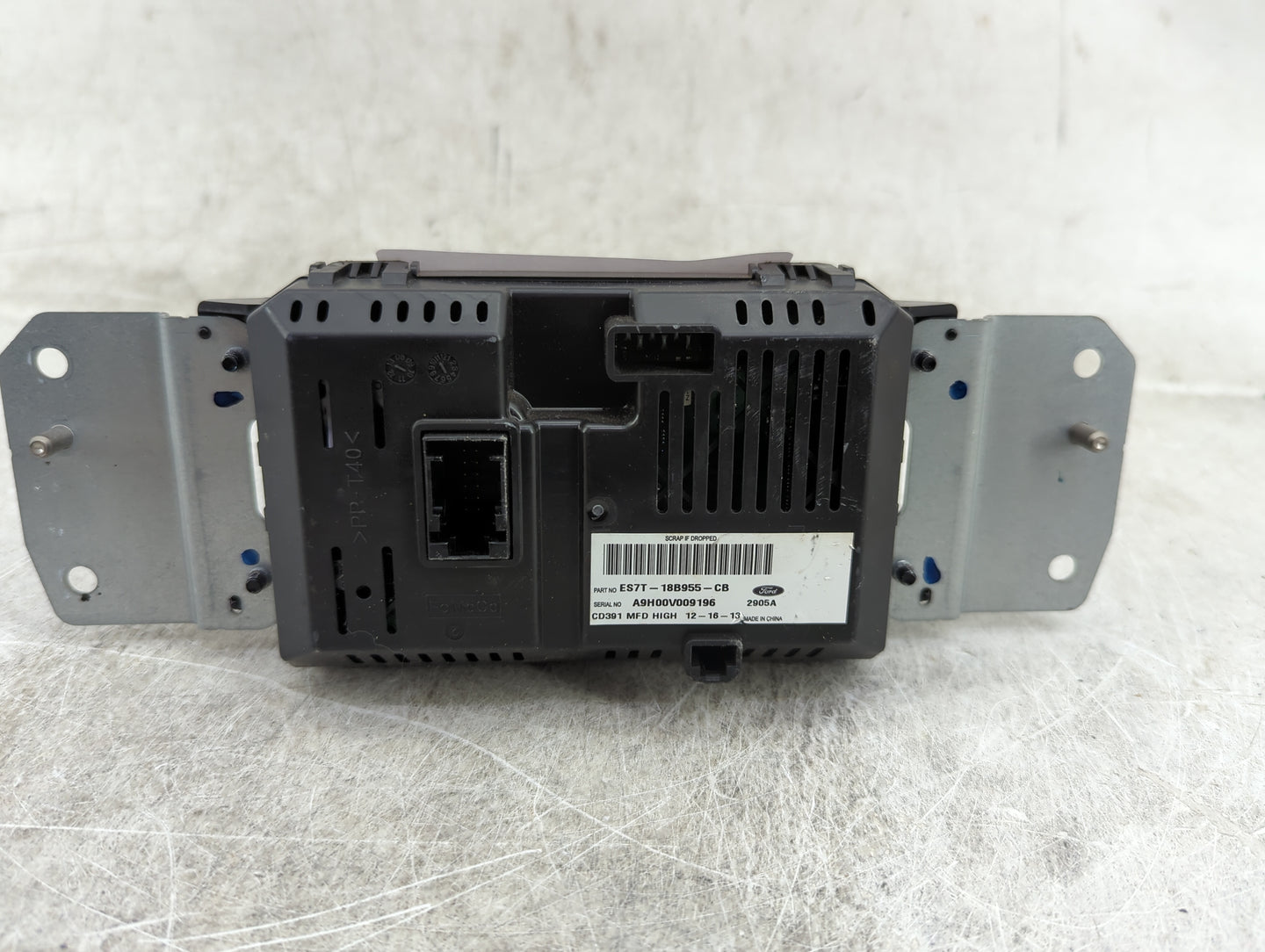 2013-2016 Ford Fusion Information Display Screen 1434063 - Oemusedautoparts1.com