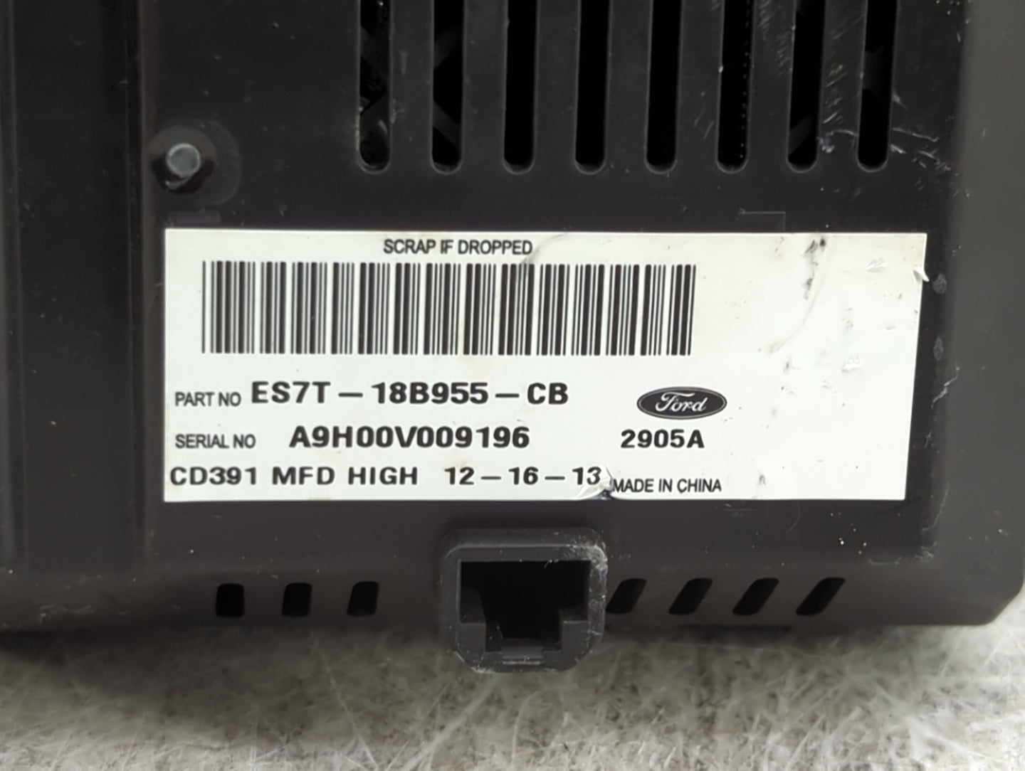 2013-2016 Ford Fusion Information Display Screen 1434063 - Oemusedautoparts1.com