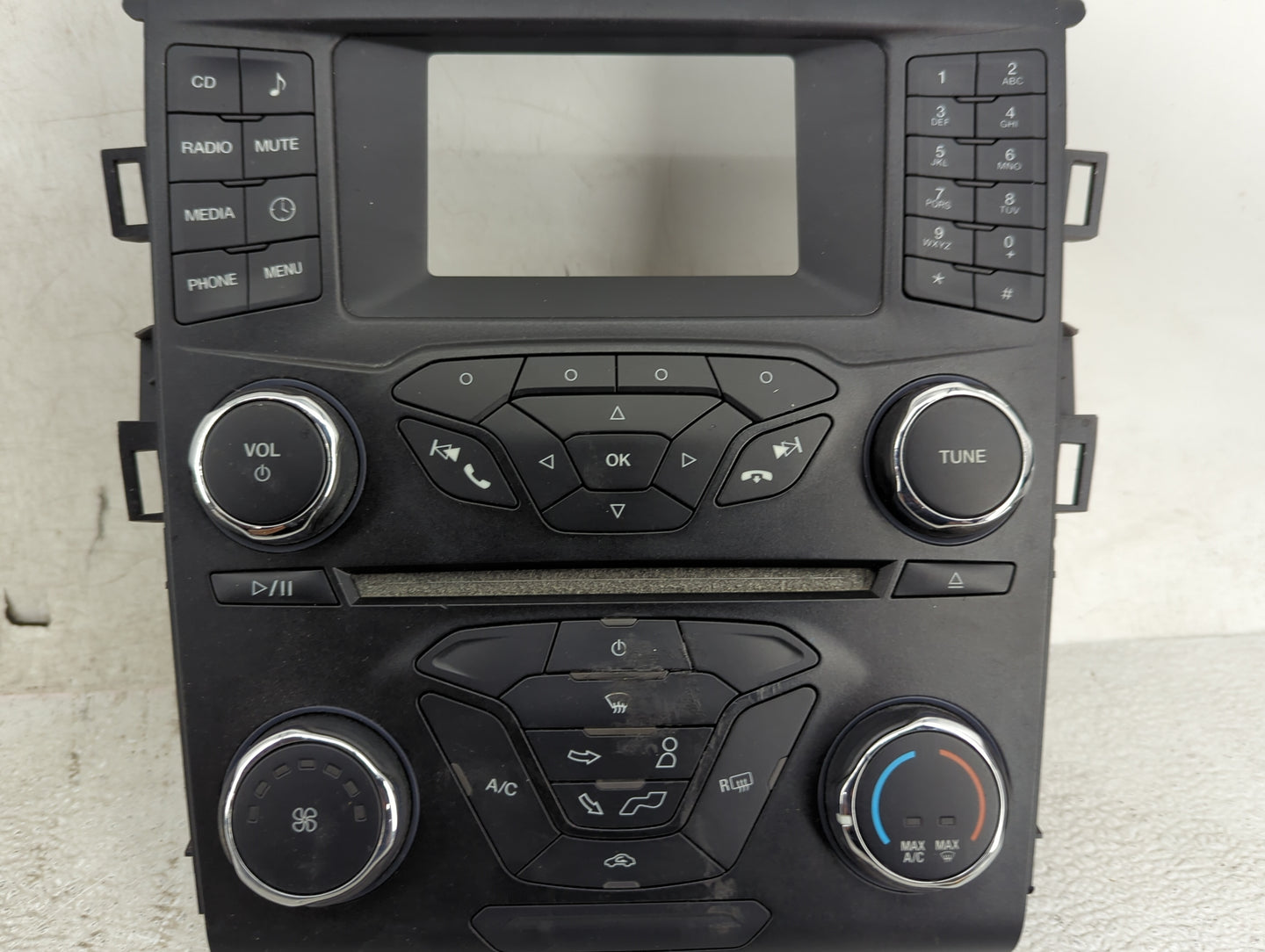 2014-2015 Ford Fusion Radio AM FM Cd Player Receiver Replacement P/N:ES7T-18E243-DB Fits Fits 2014 2015 OEM Used Auto Parts 