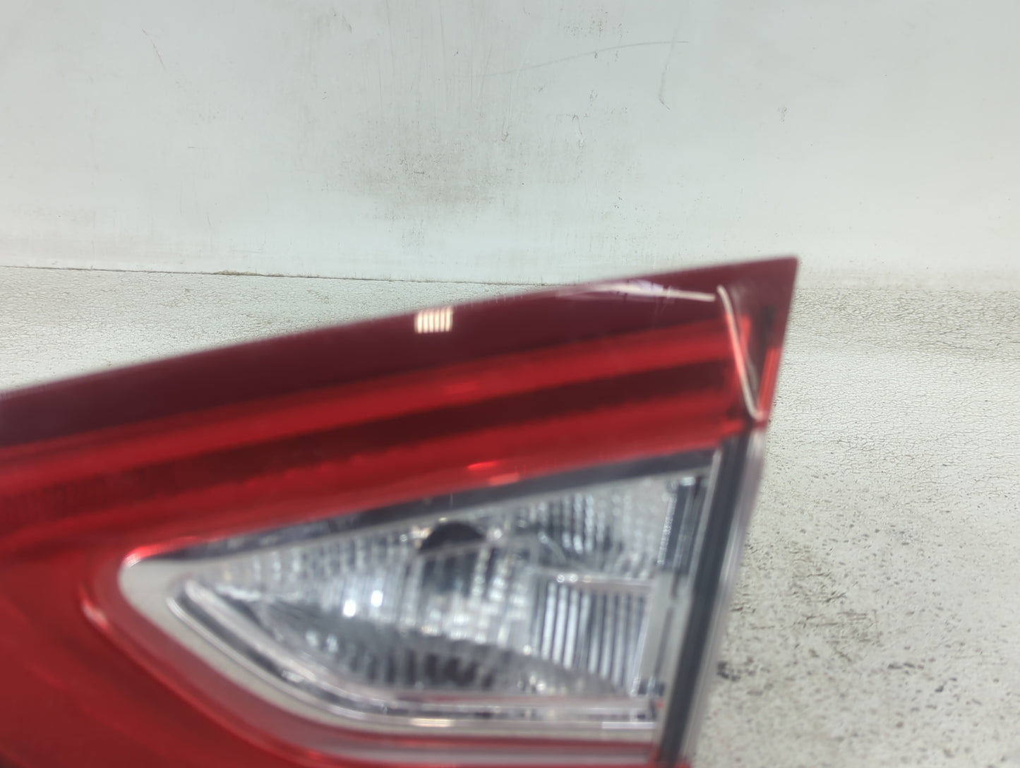 2013-2016 Ford Fusion Tail Light Assembly Passenger Right OEM P/N:DS72-13A602-BE Fits Fits 2013 2014 2015 2016 OEM Used Auto