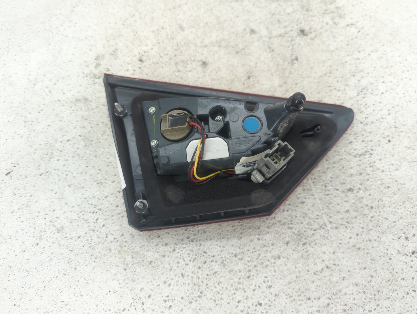 2013-2016 Ford Fusion Tail Light Assembly Passenger Right OEM P/N:DS72-13A602-BE Fits Fits 2013 2014 2015 2016 OEM Used Auto