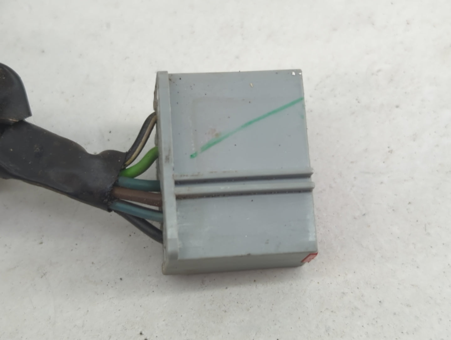 2013-2014 Ford Fusion Passenger Side View Mirror - Right Door Mirror OEM Used - Oemusedautoparts1.com