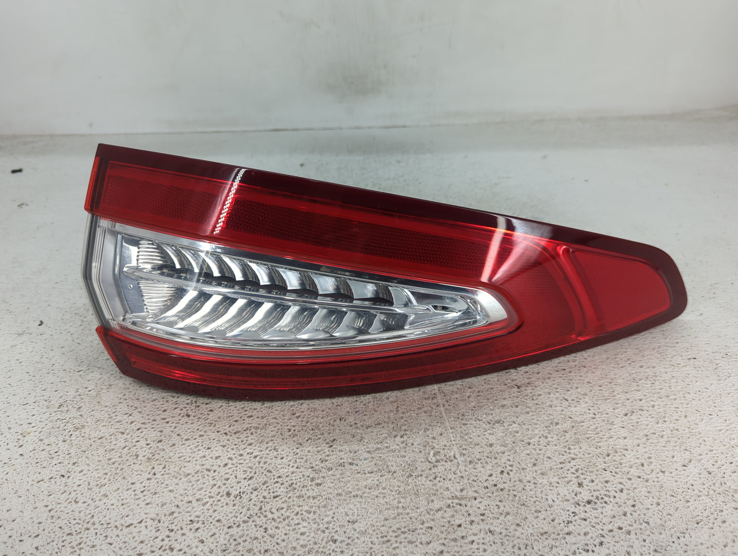 2013-2016 Ford Fusion Tail Light Assembly Driver Left OEM P/N:DS73-13405-BL Fits Fits 2013 2014 2015 2016 OEM Used Auto Part