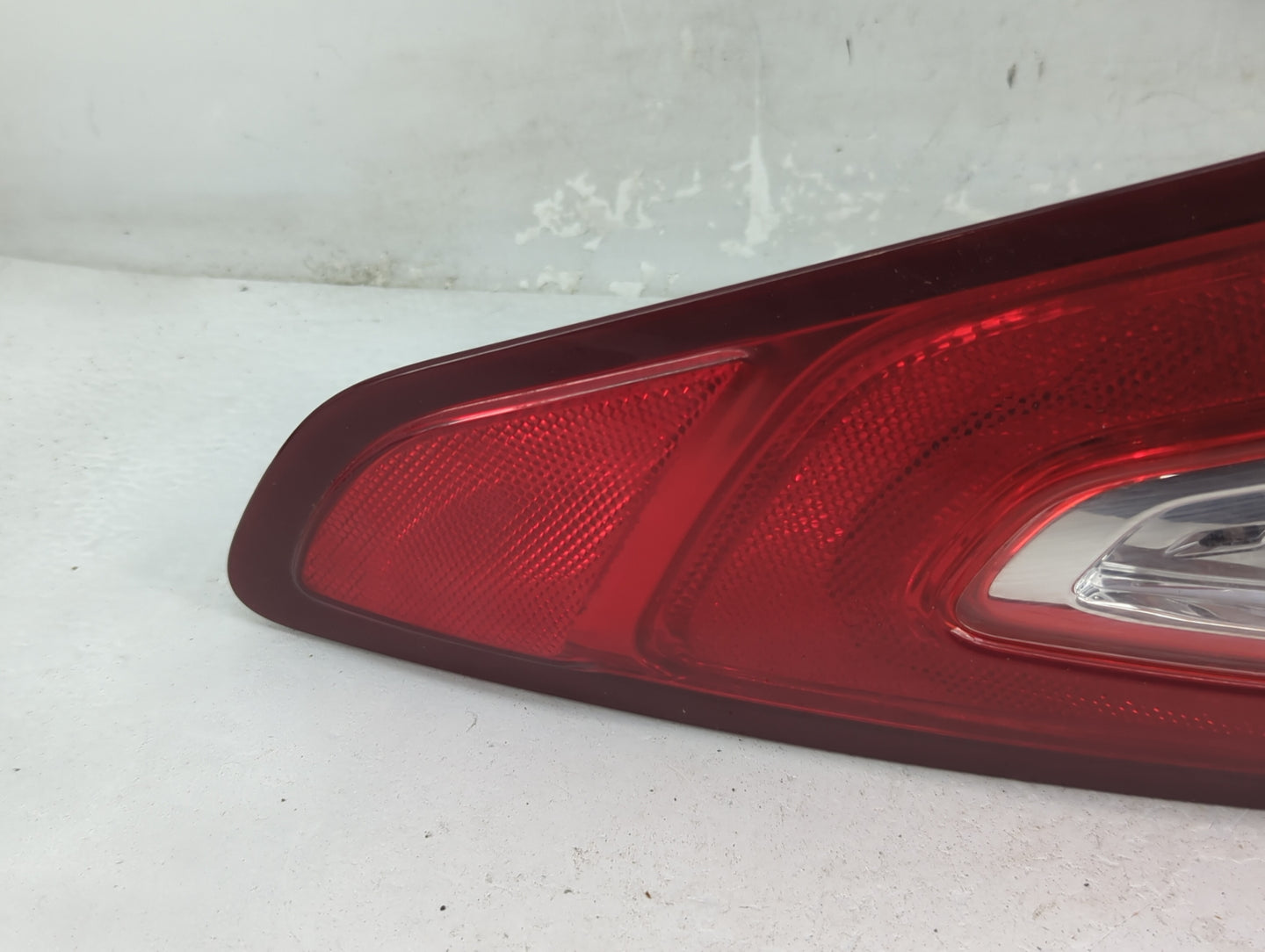 2013-2016 Ford Fusion Tail Light Assembly Passenger Right OEM P/N:DS73-13404-AJ Fits Fits 2013 2014 2015 2016 OEM Used Auto 
