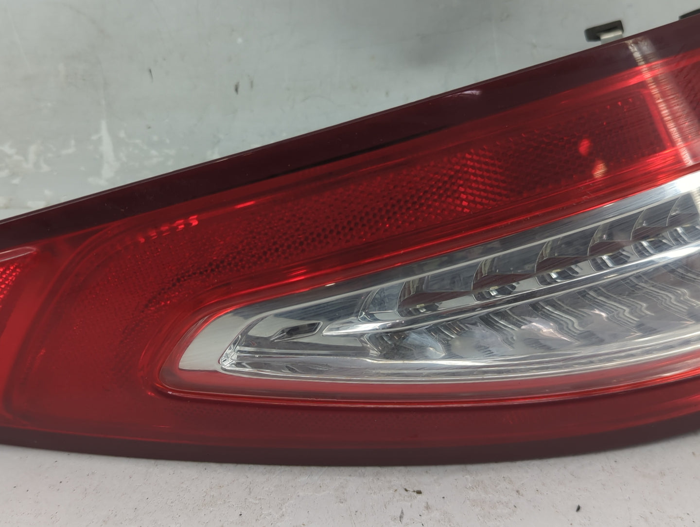 2013-2016 Ford Fusion Tail Light Assembly Passenger Right OEM P/N:DS73-13404-AJ Fits Fits 2013 2014 2015 2016 OEM Used Auto 
