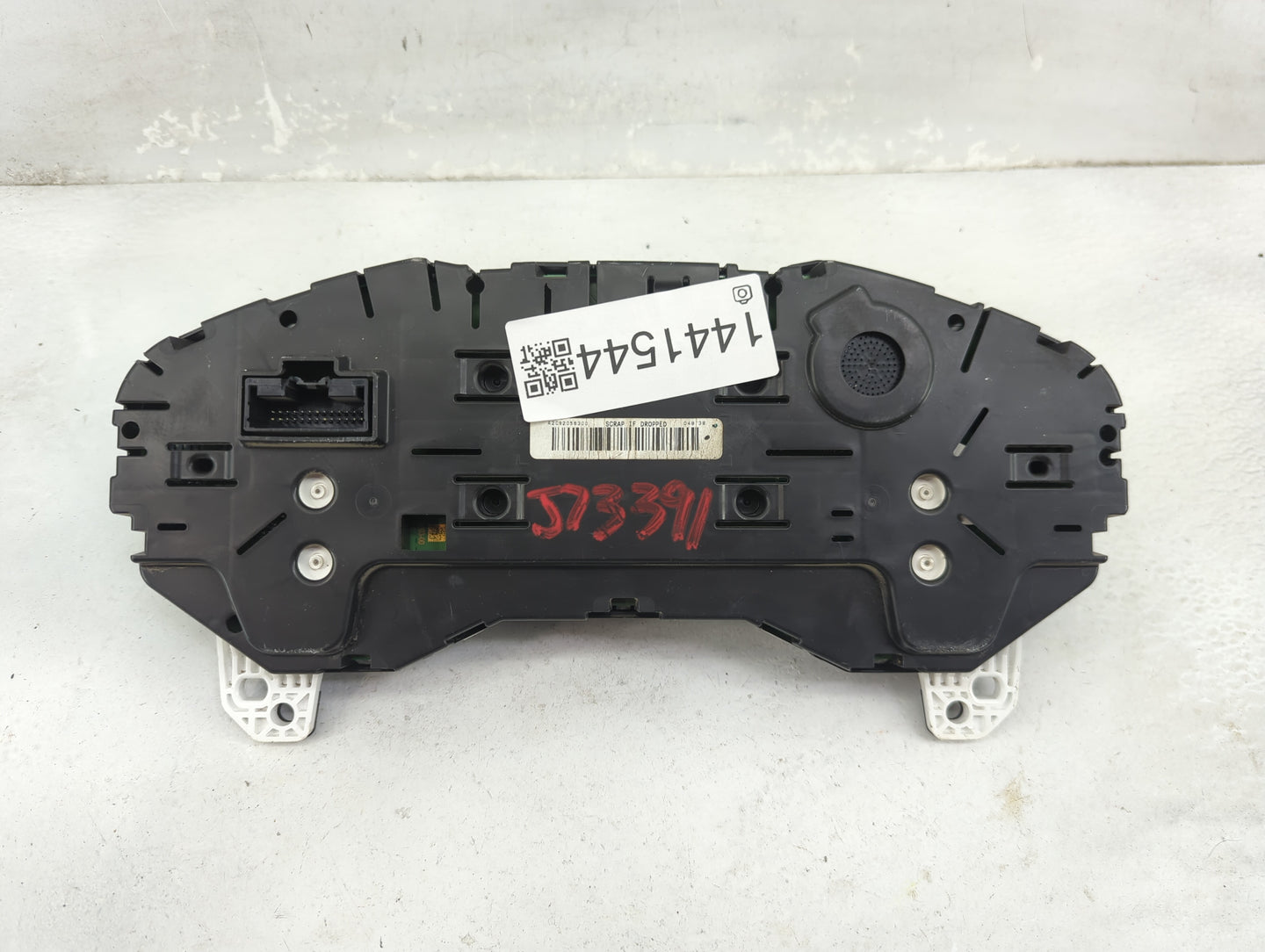 2014-2015 Ford Fusion Instrument Cluster Speedometer Gauges P/N:ES7T-10849-ED A2C92056300 Fits Fits 2014 2015 OEM Used Auto 