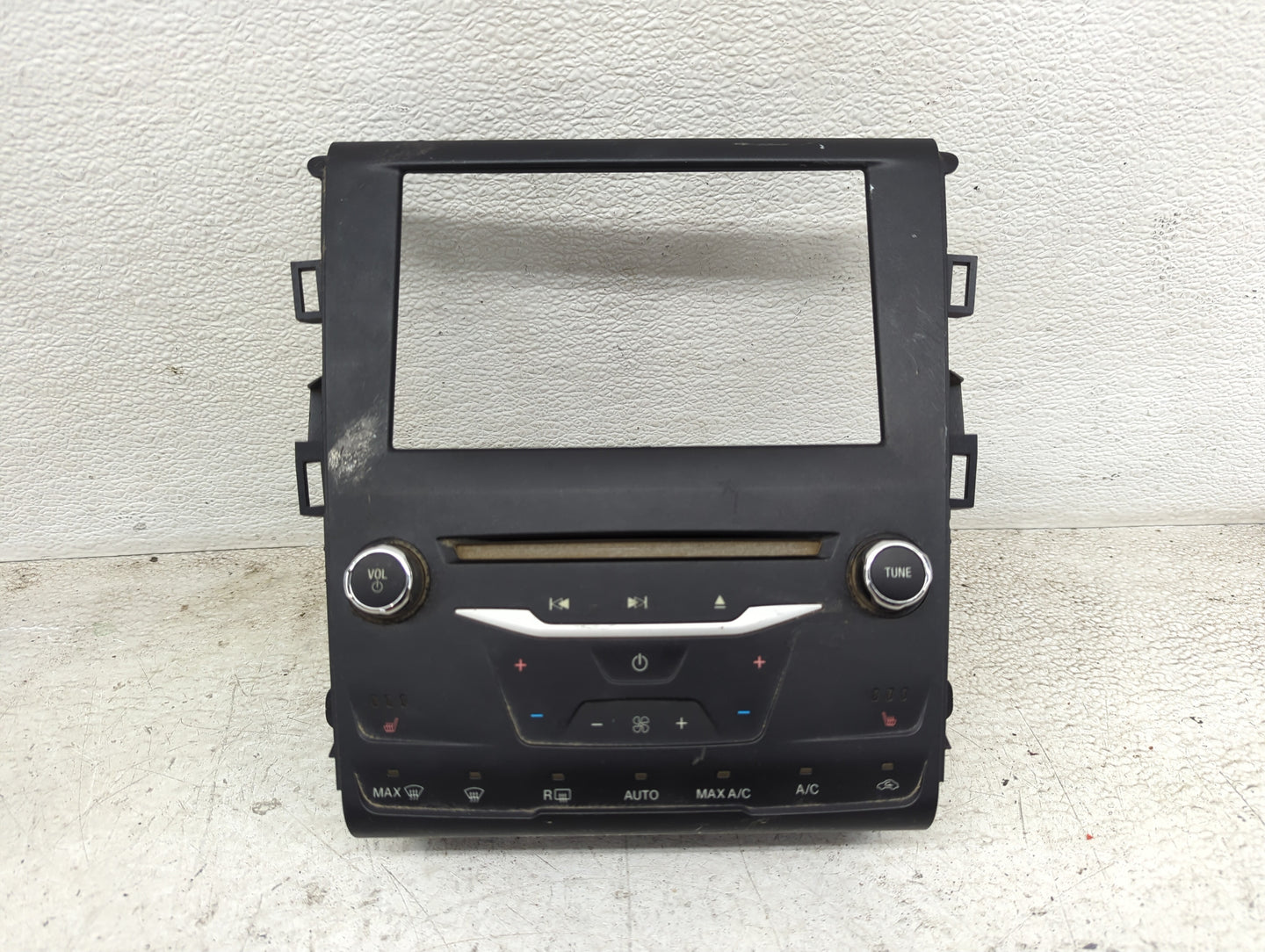 2014-2015 Ford Fusion Radio AM FM Cd Player Receiver Replacement P/N:ES7T-18E245-SB Fits Fits 2014 2015 OEM Used Auto Parts 